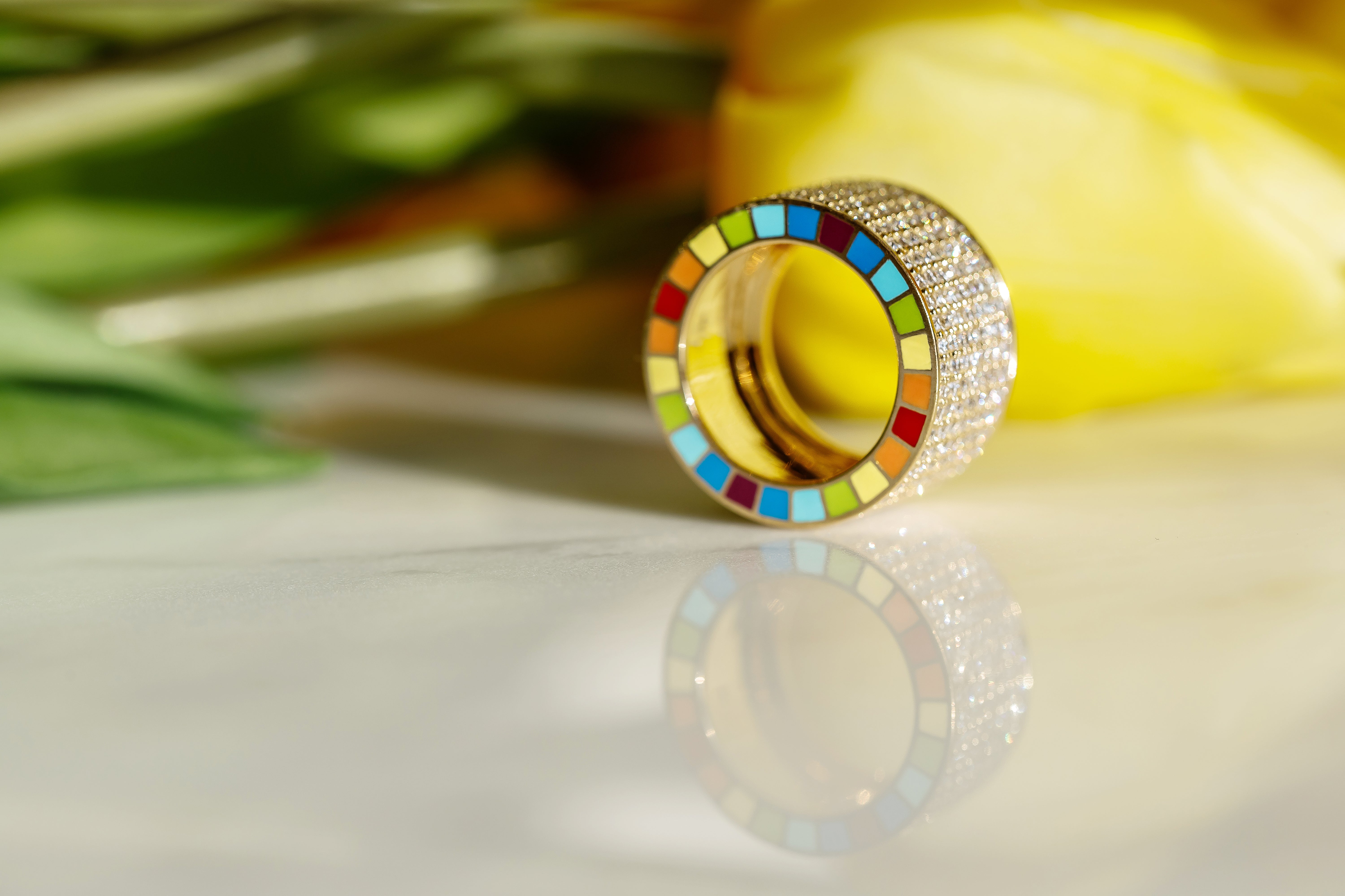 Me Wide Yellow Gold Diamond Ring — фото 5