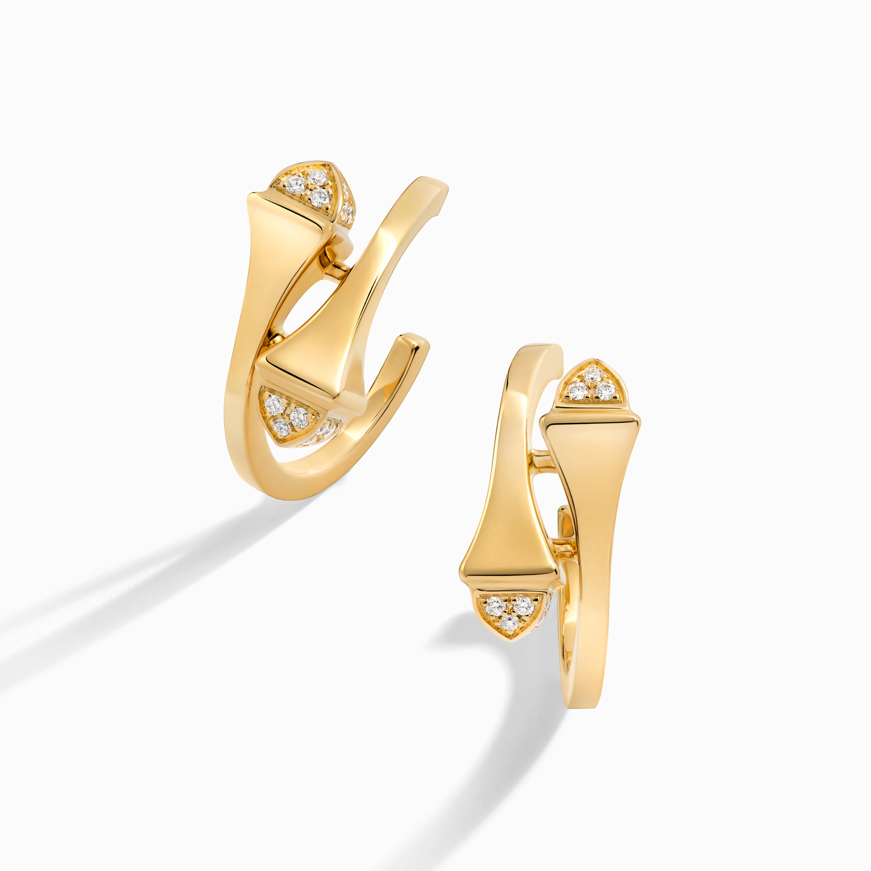 Cleo Gold Open Hoop Earrings with Diamond Pyramids — фото 5