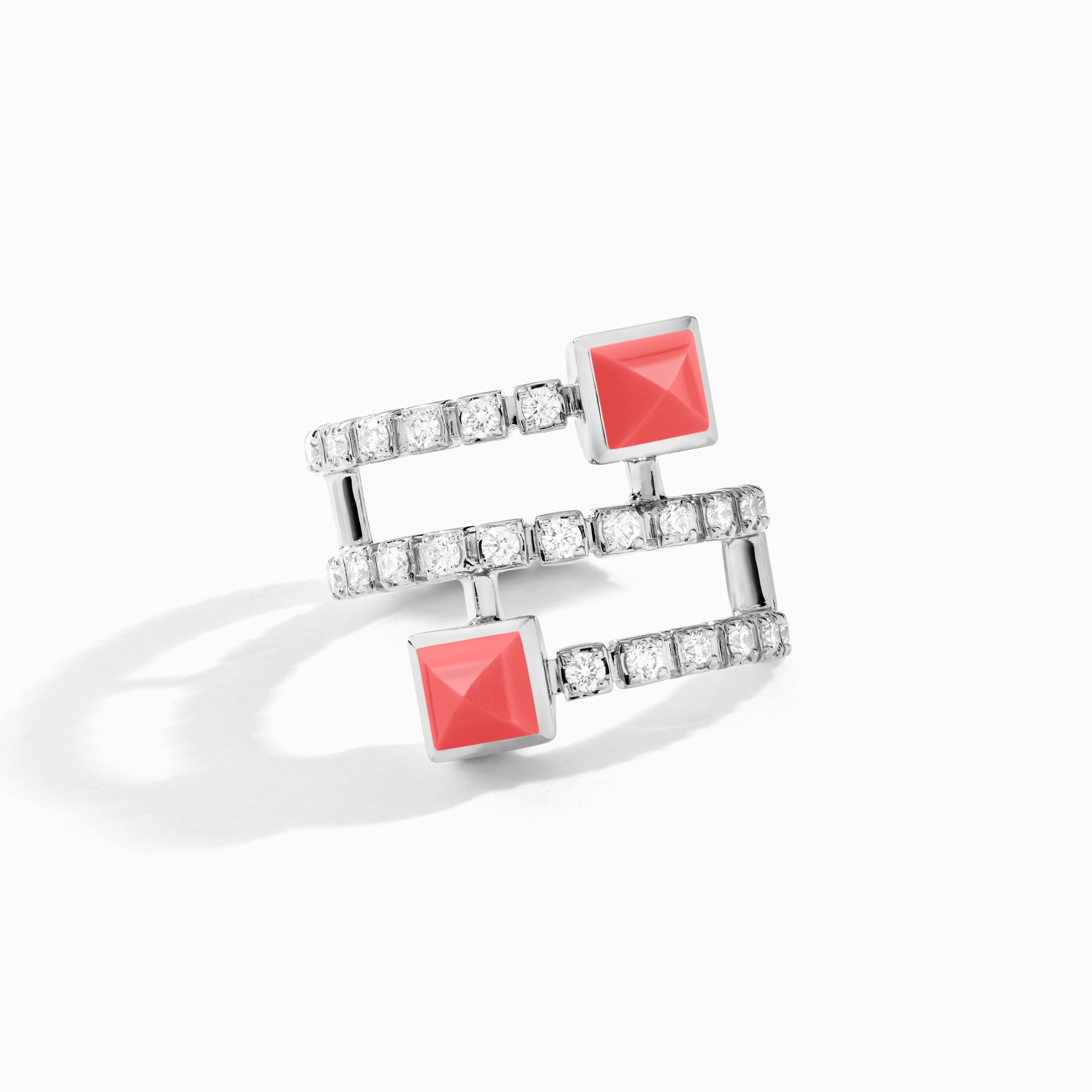Cleo Lotus Twist Ear Cuff (Single R) — фото 15