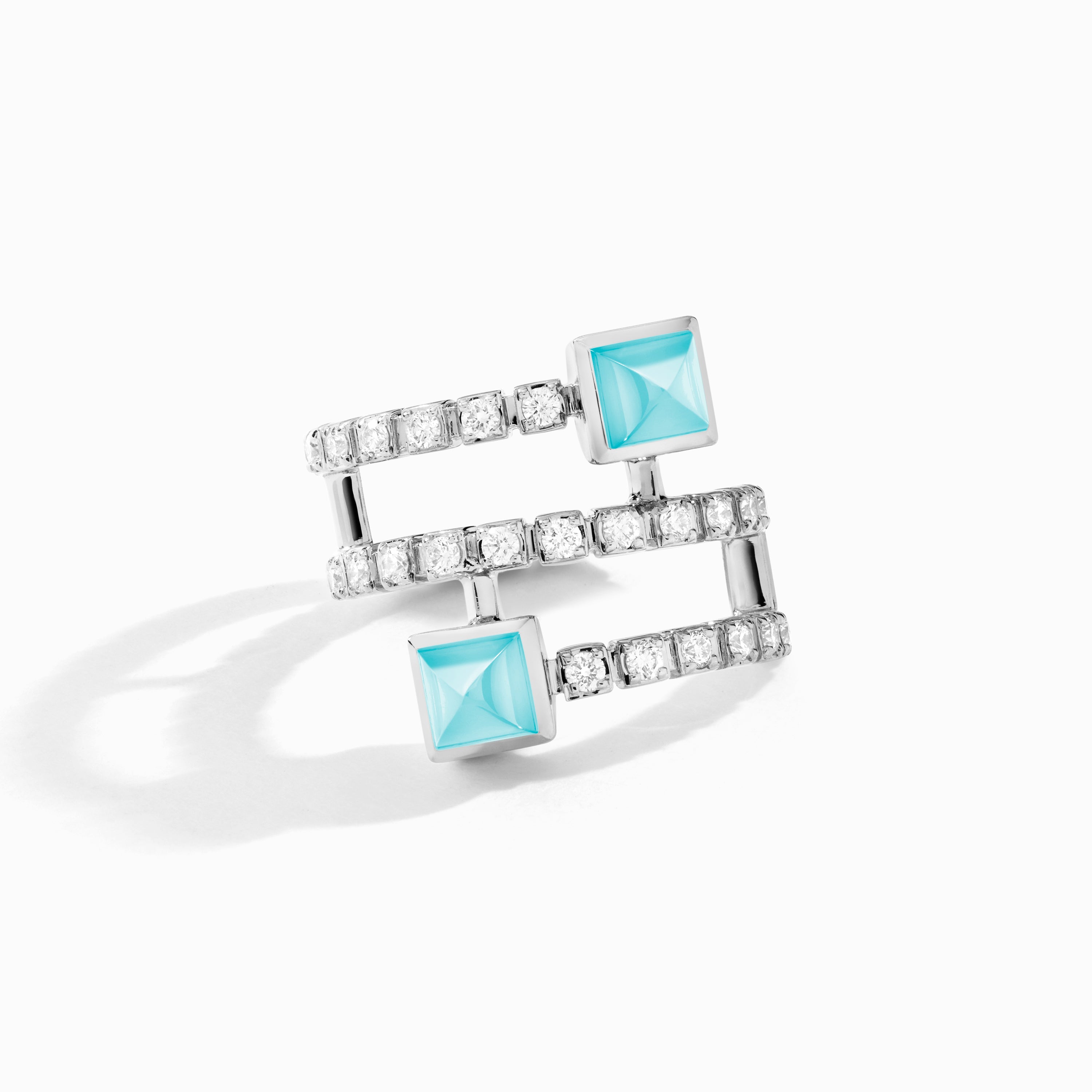 Cleo Lotus Twist Ear Cuff (Single R) — фото 6