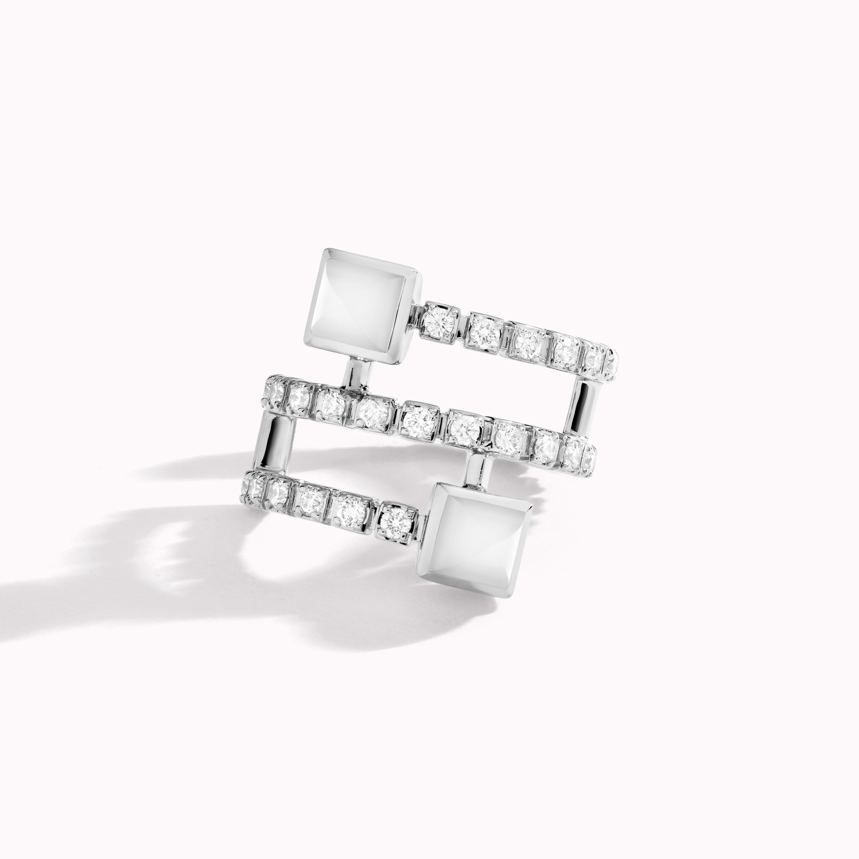 Cleo Lotus Twist Ear Cuff (Single L) — фото 27