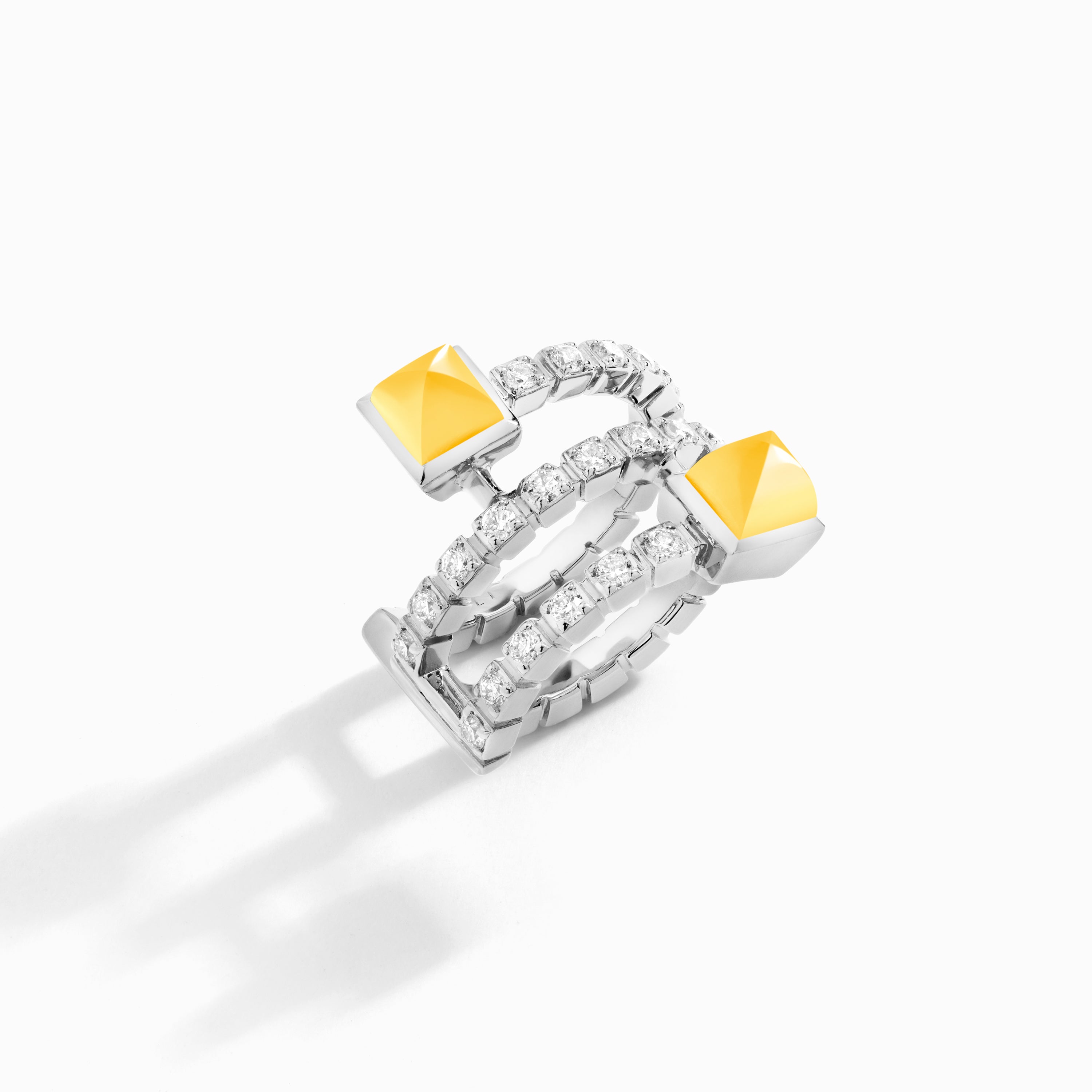 Cleo Lotus Twist Ear Cuff (Single L) — фото 29