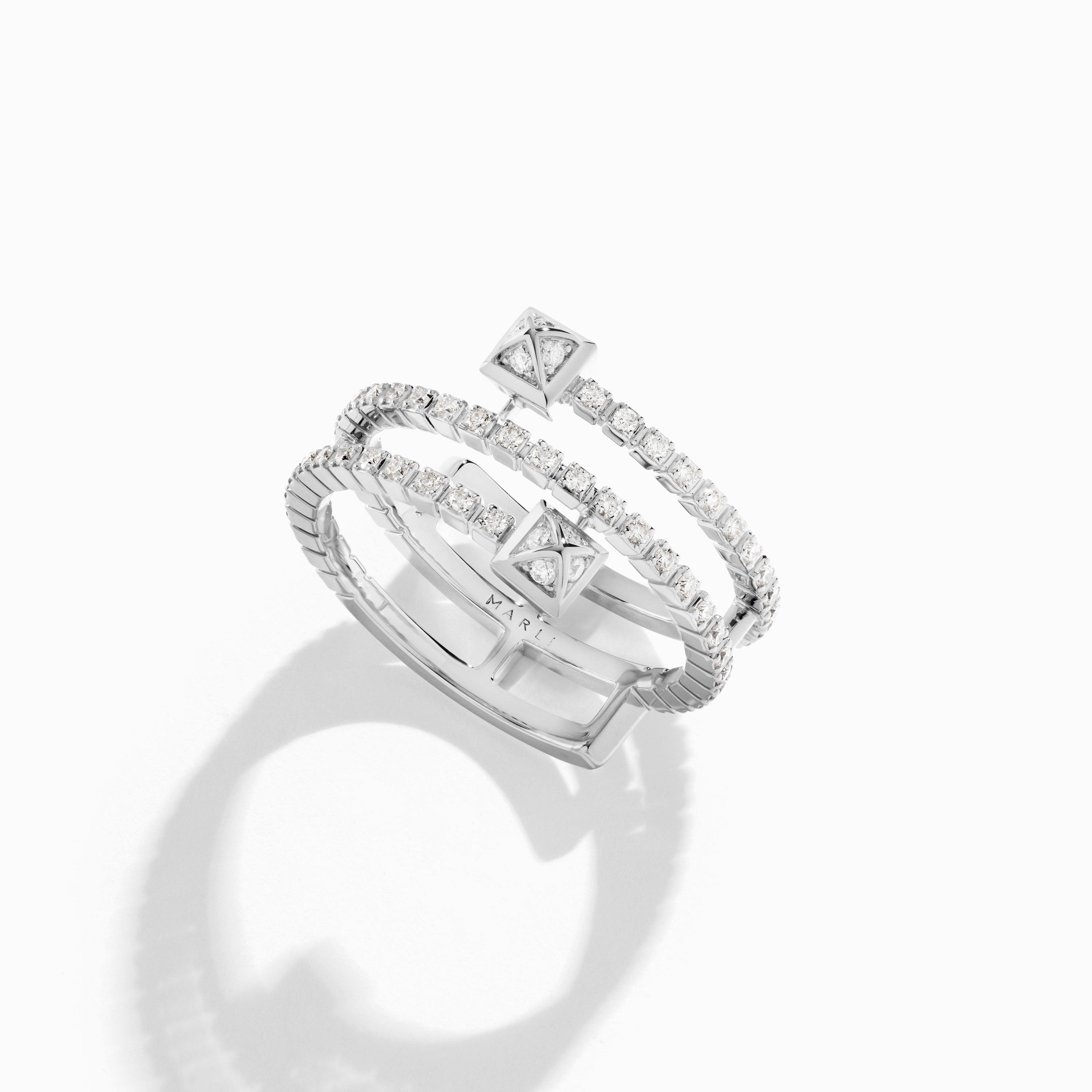 Cleo Lotus Full Diamond Twist Ring — фото 1