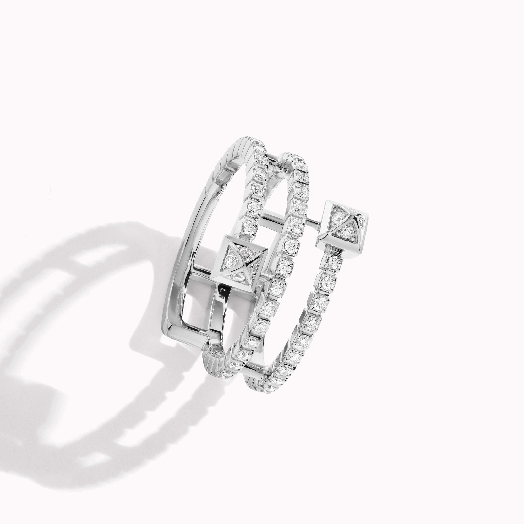 Cleo Lotus Full Diamond Twist Ring — фото 3