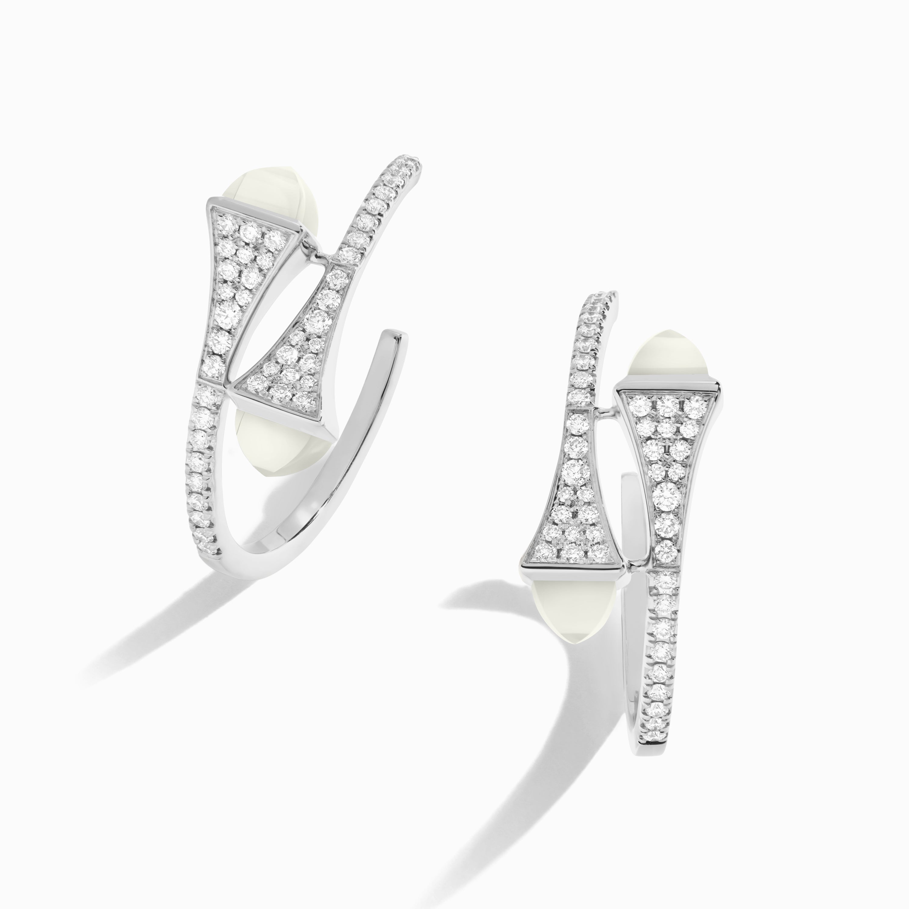 Cleo Diamond Small Hoop Earrings — фото 44