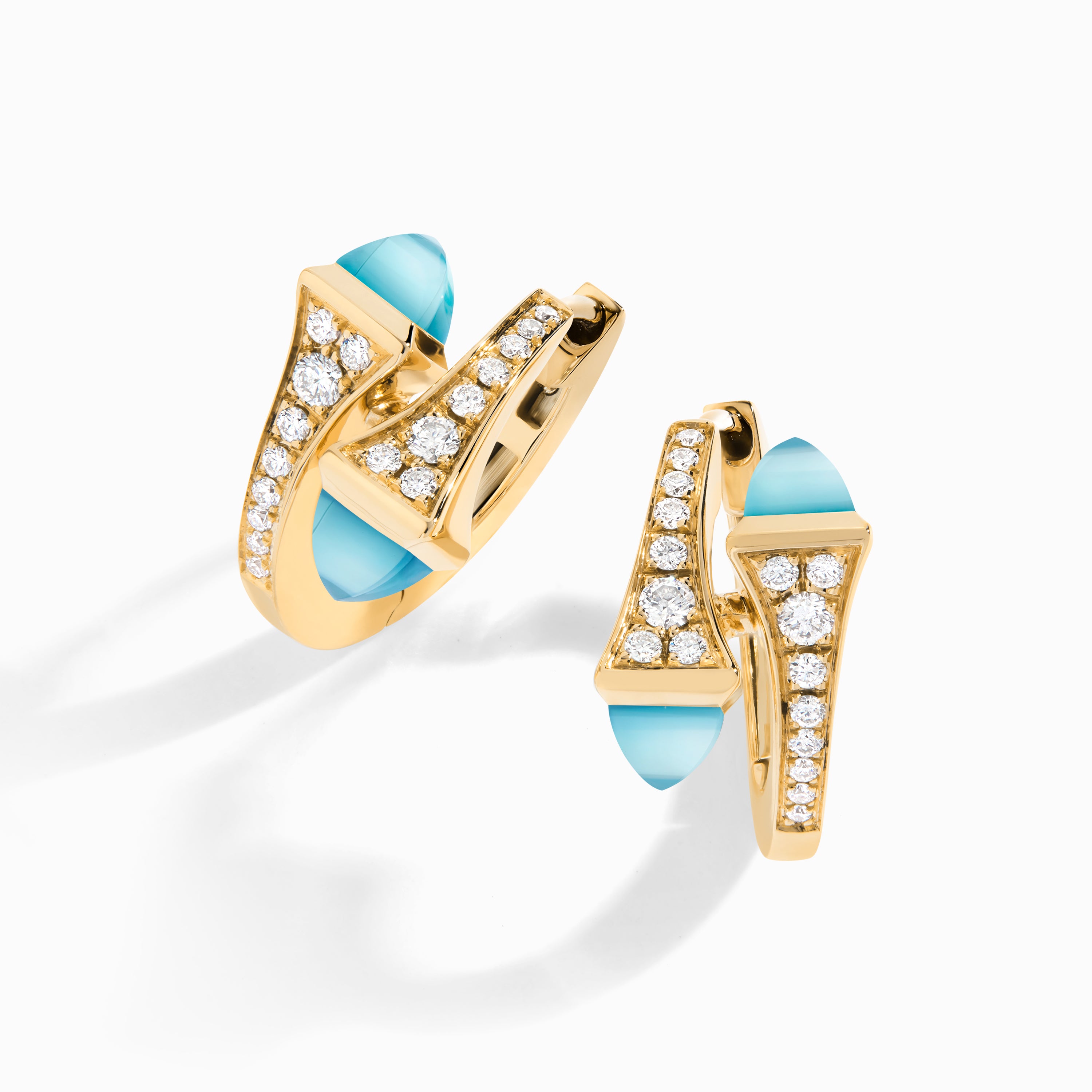 Cleo Diamond Huggie Earrings — фото 4