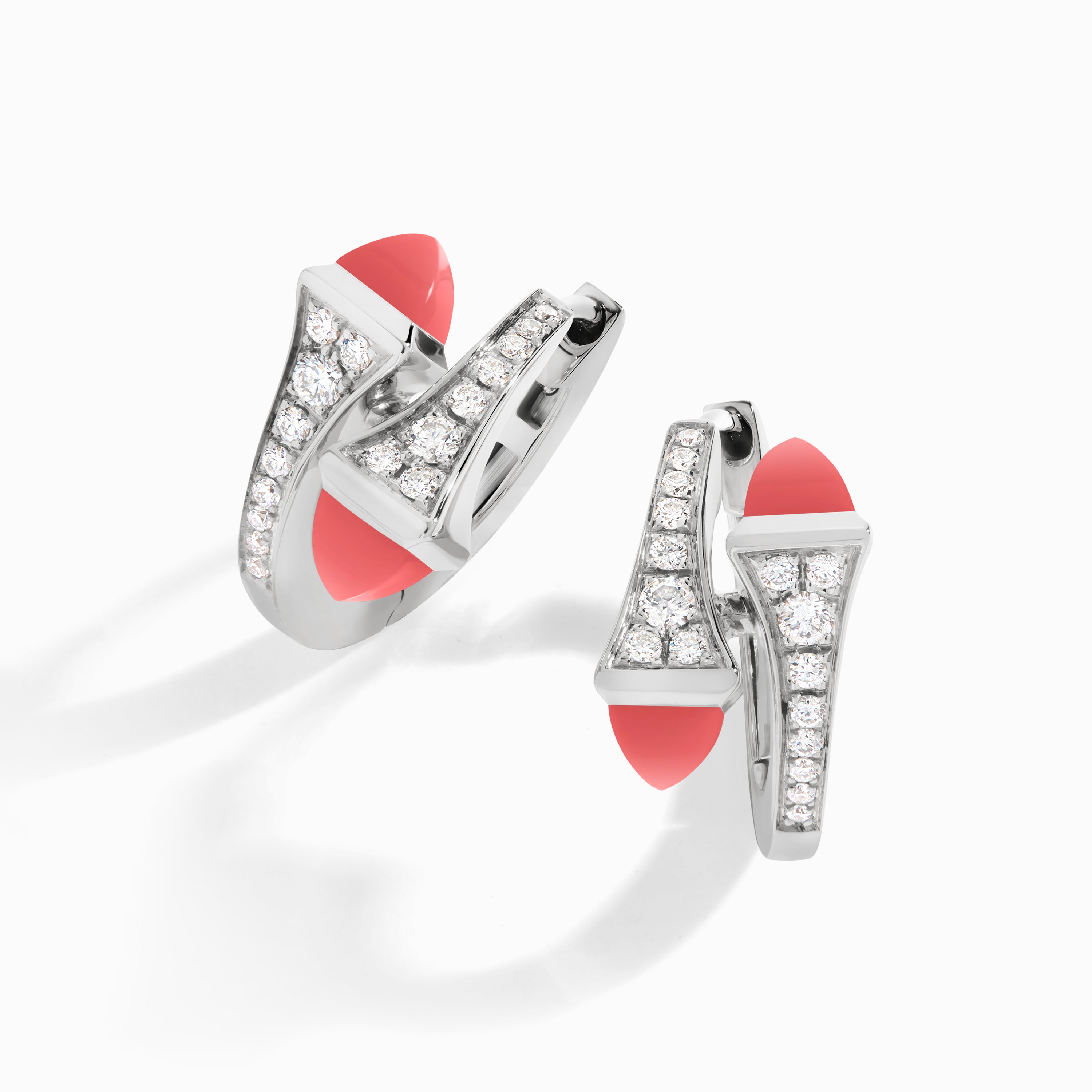 Cleo Diamond Huggie Earrings — фото 57