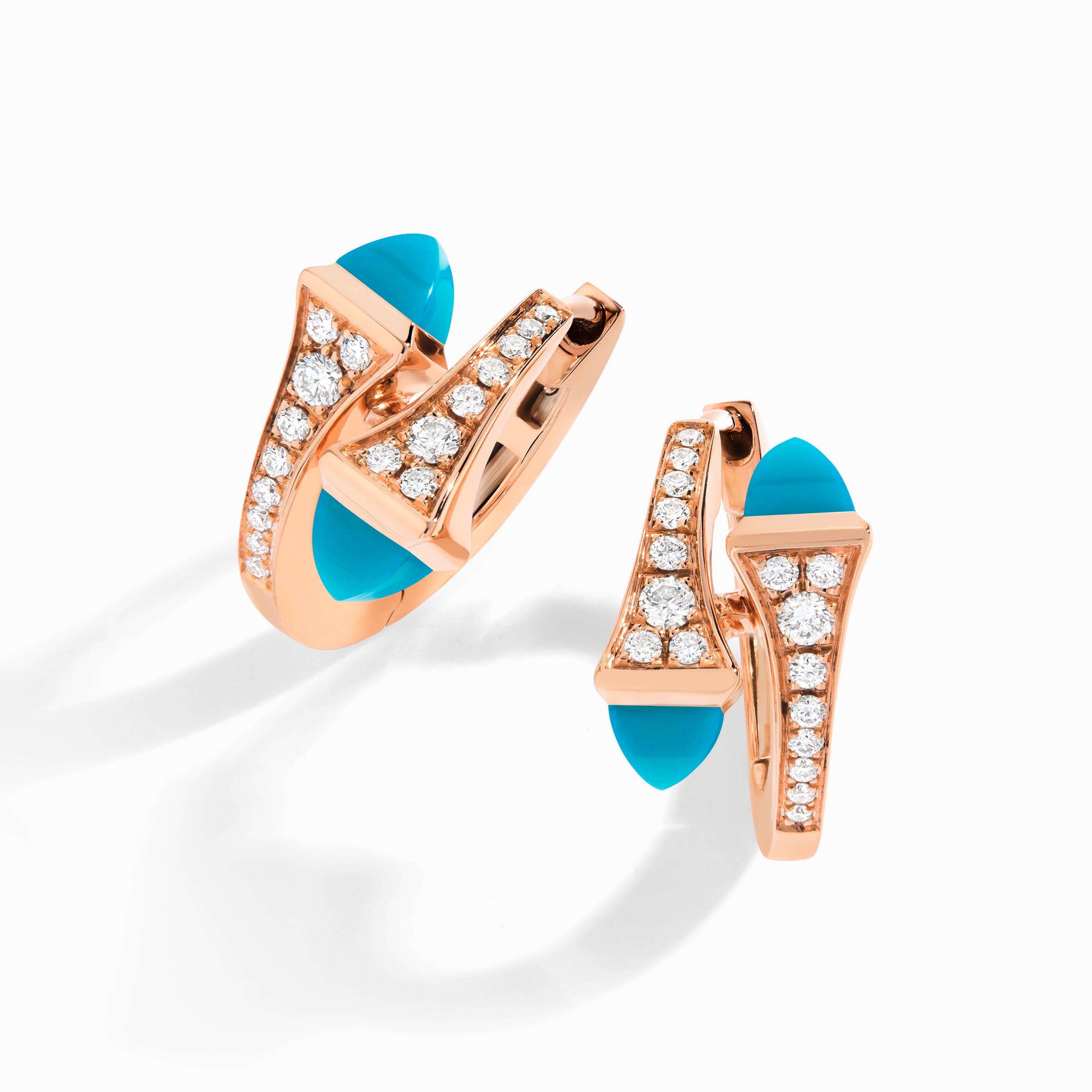 Cleo Diamond Huggie Earrings — фото 99