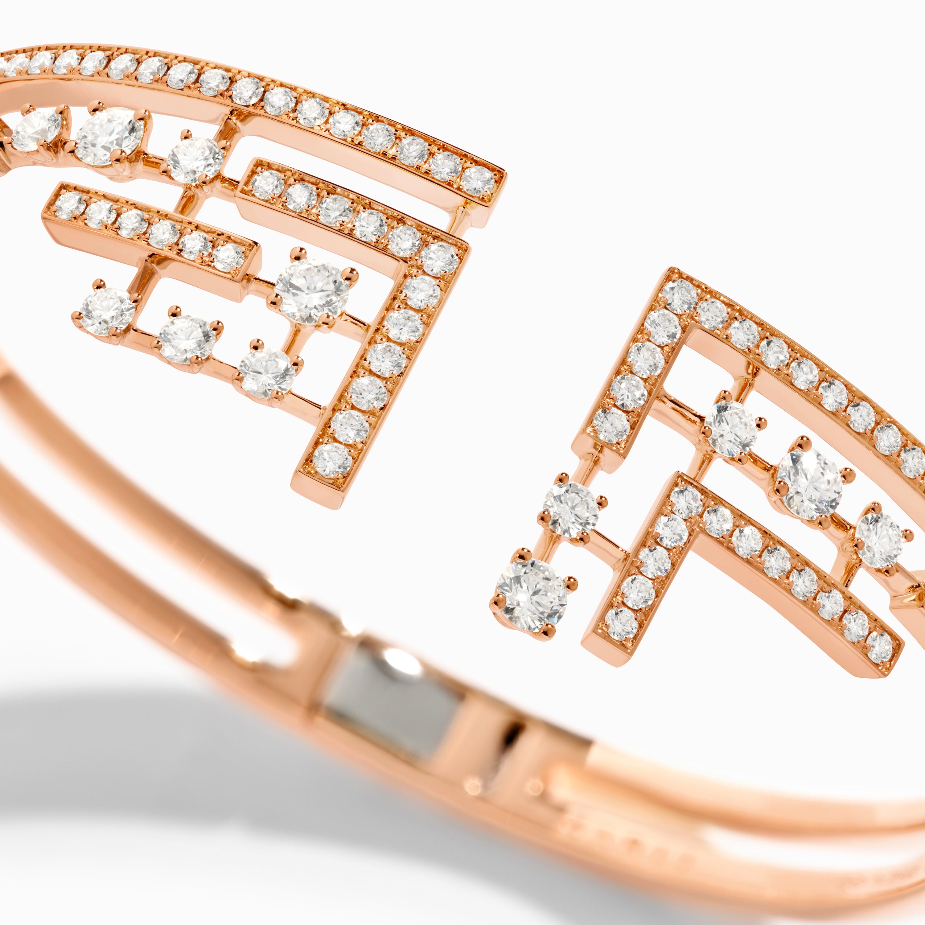 Avenues Crown Hinged Bracelet — фото 10