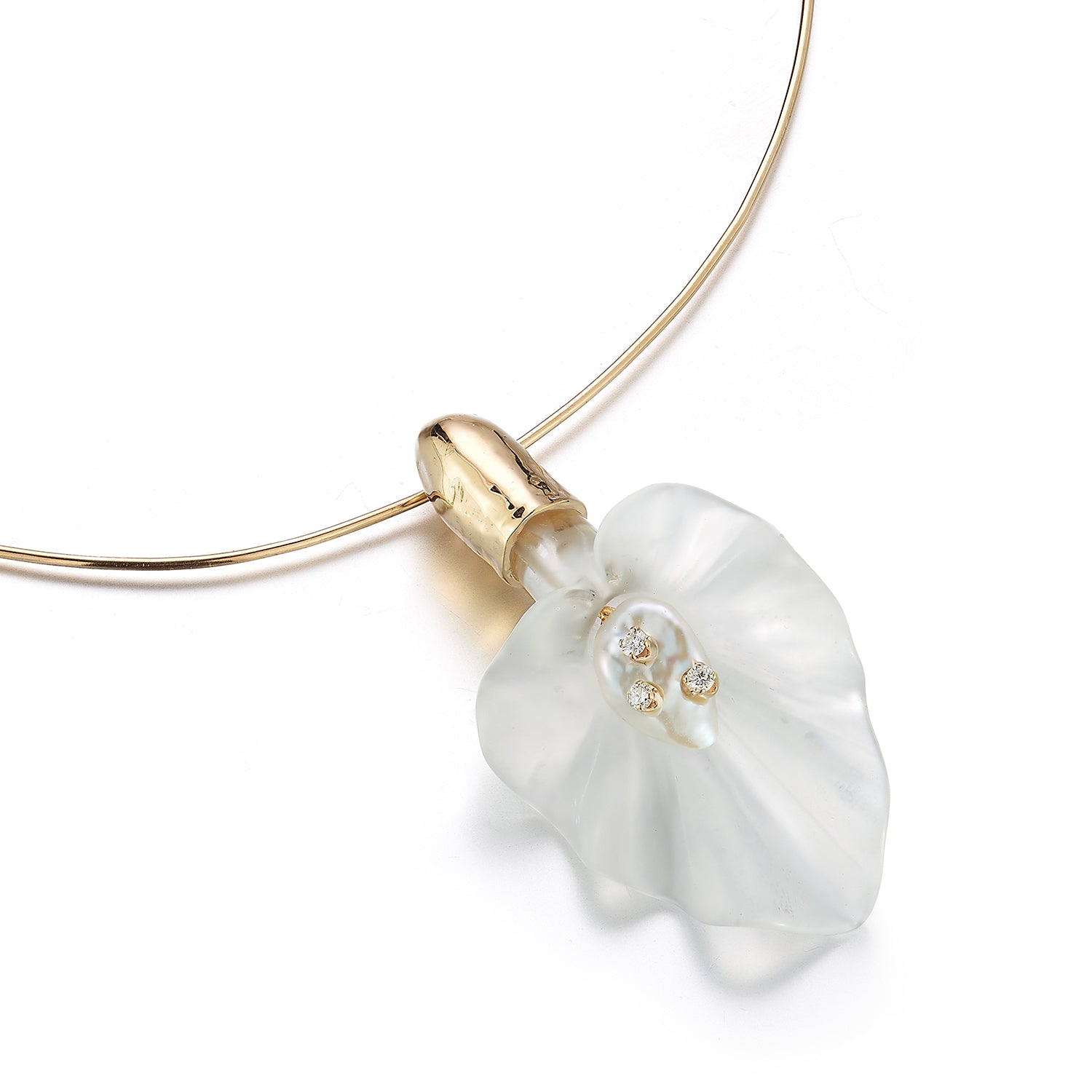 14kt Calla Lily Baroque Pearl and Diamond choker — фото 5