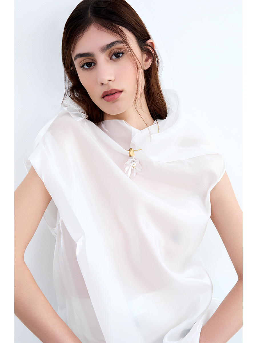 14kt Calla Lily Baroque Pearl and Diamond choker — фото 3