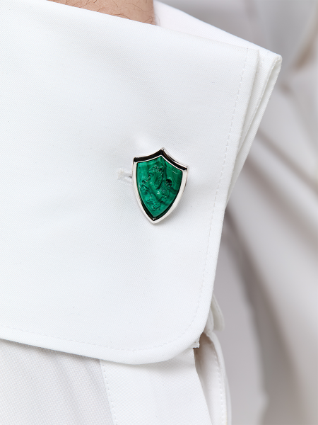 Carved Stallion Malachite Shield Cufflinks — фото 2