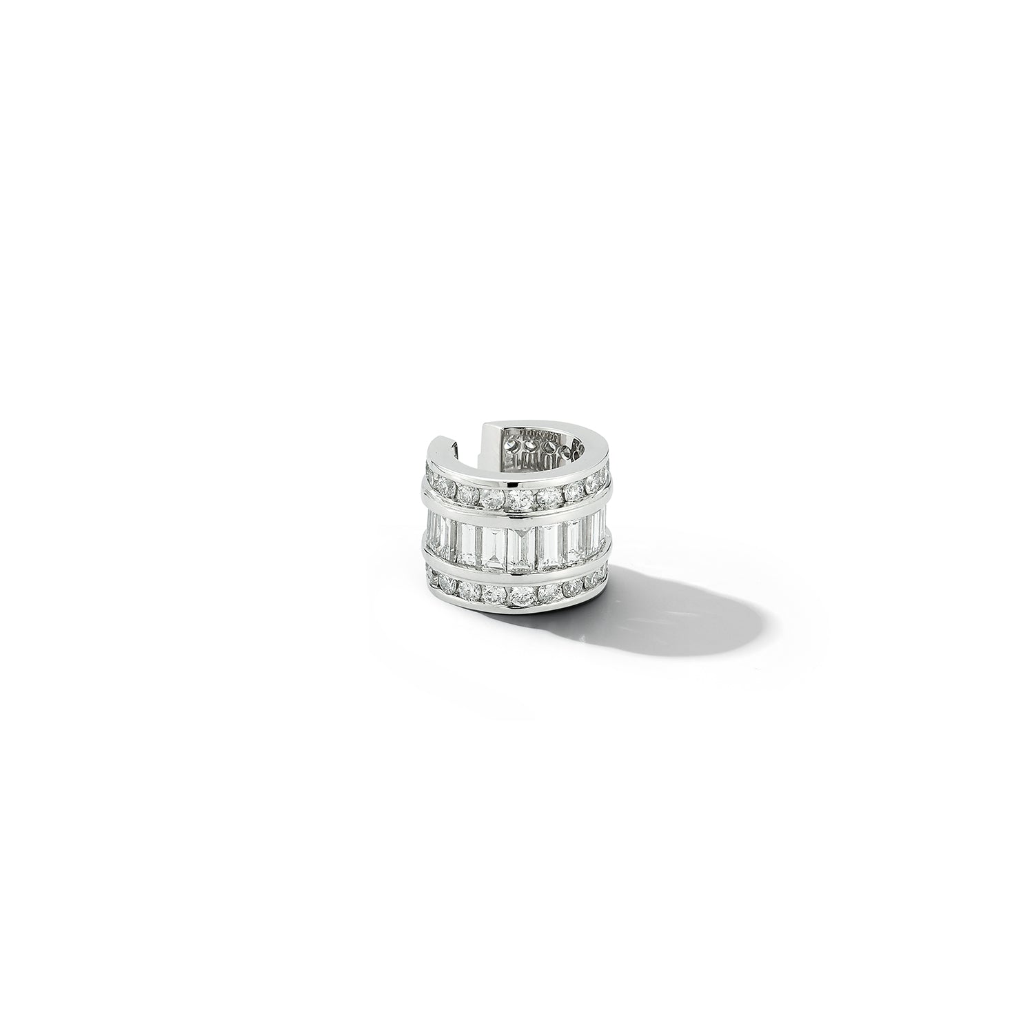 Platinum and Diamond Baguette Ear Cuff — фото 4