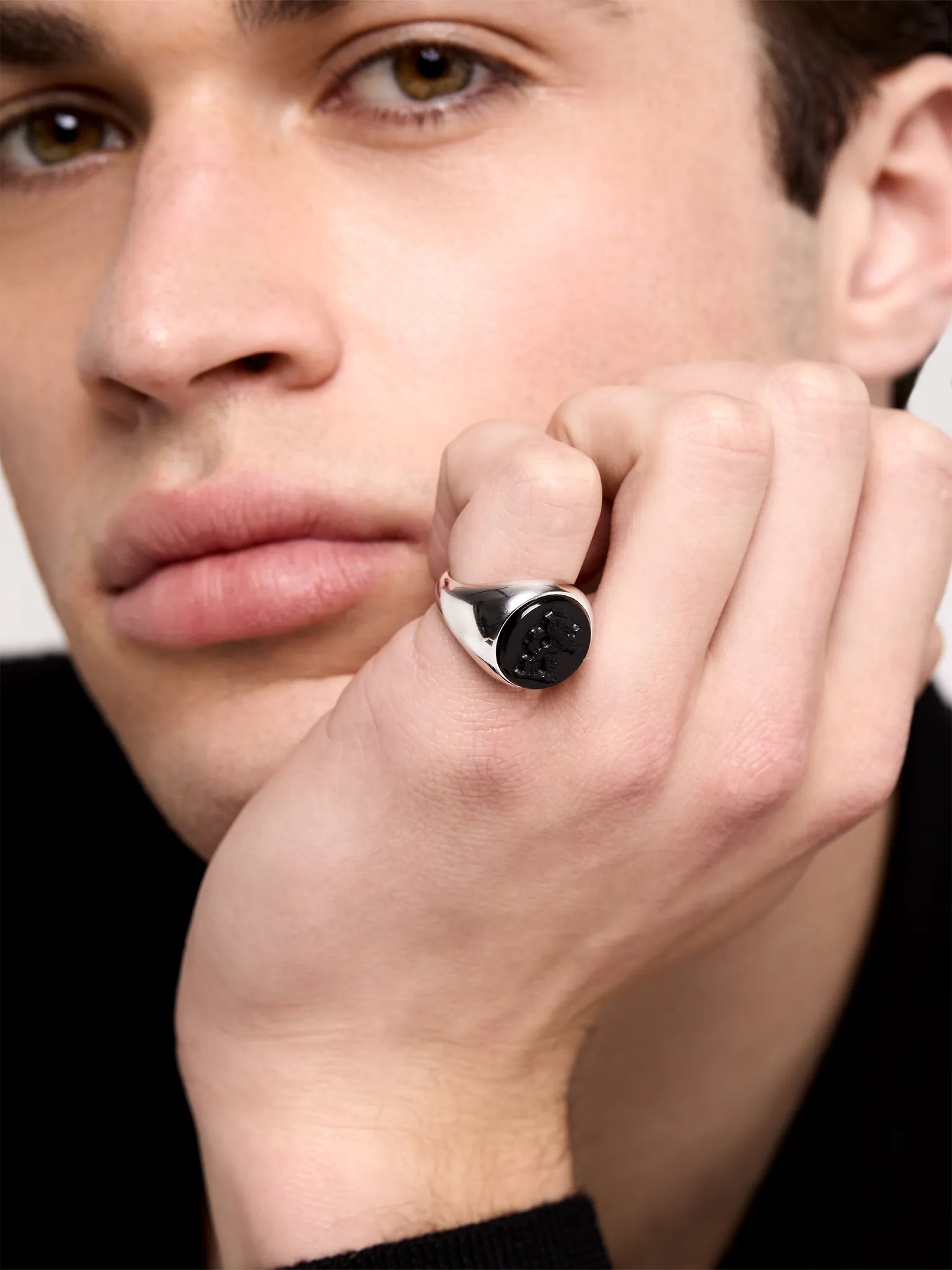Carved Lion Onyx Ring — фото 4