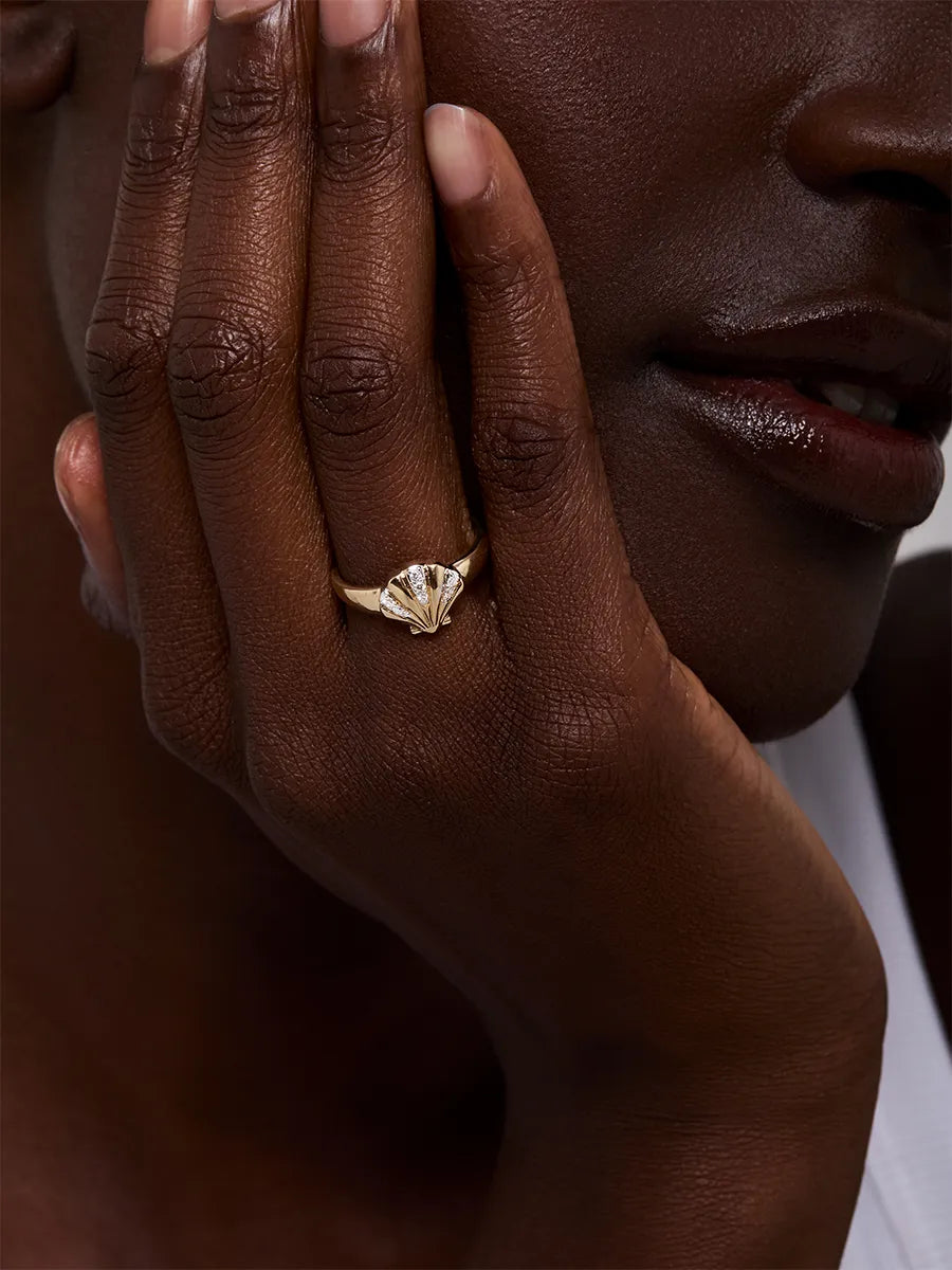 14kt Petite Venus Signet Ring — фото 4