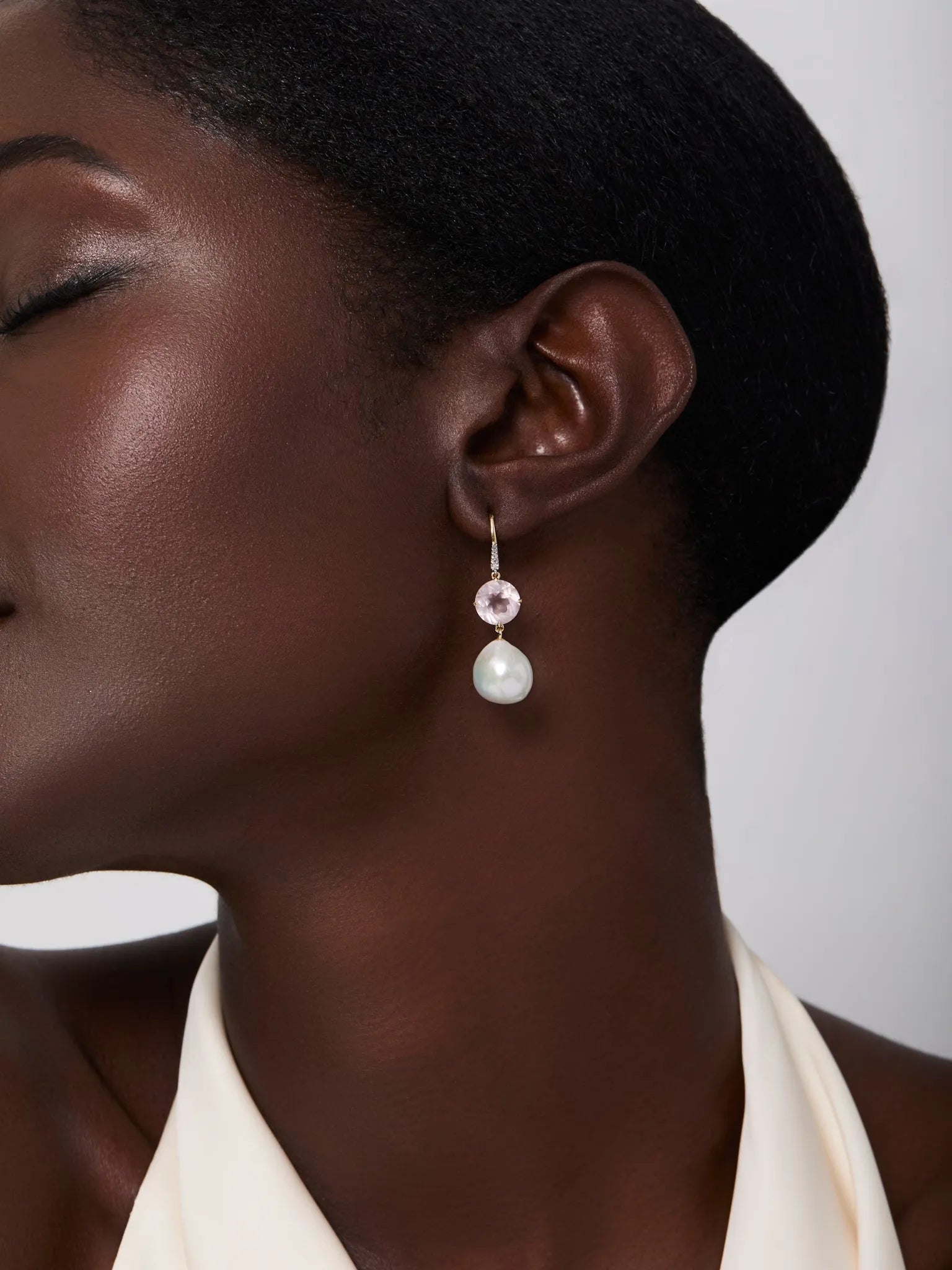 14kt Brilliant Pink Topaz and Baroque Pearl Drop Earrings — фото 2