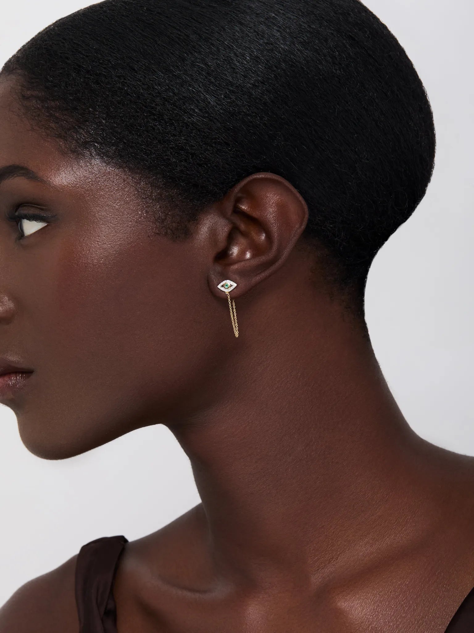 14kt Emerald Evil Eye Studs with Chain Drop — фото 3