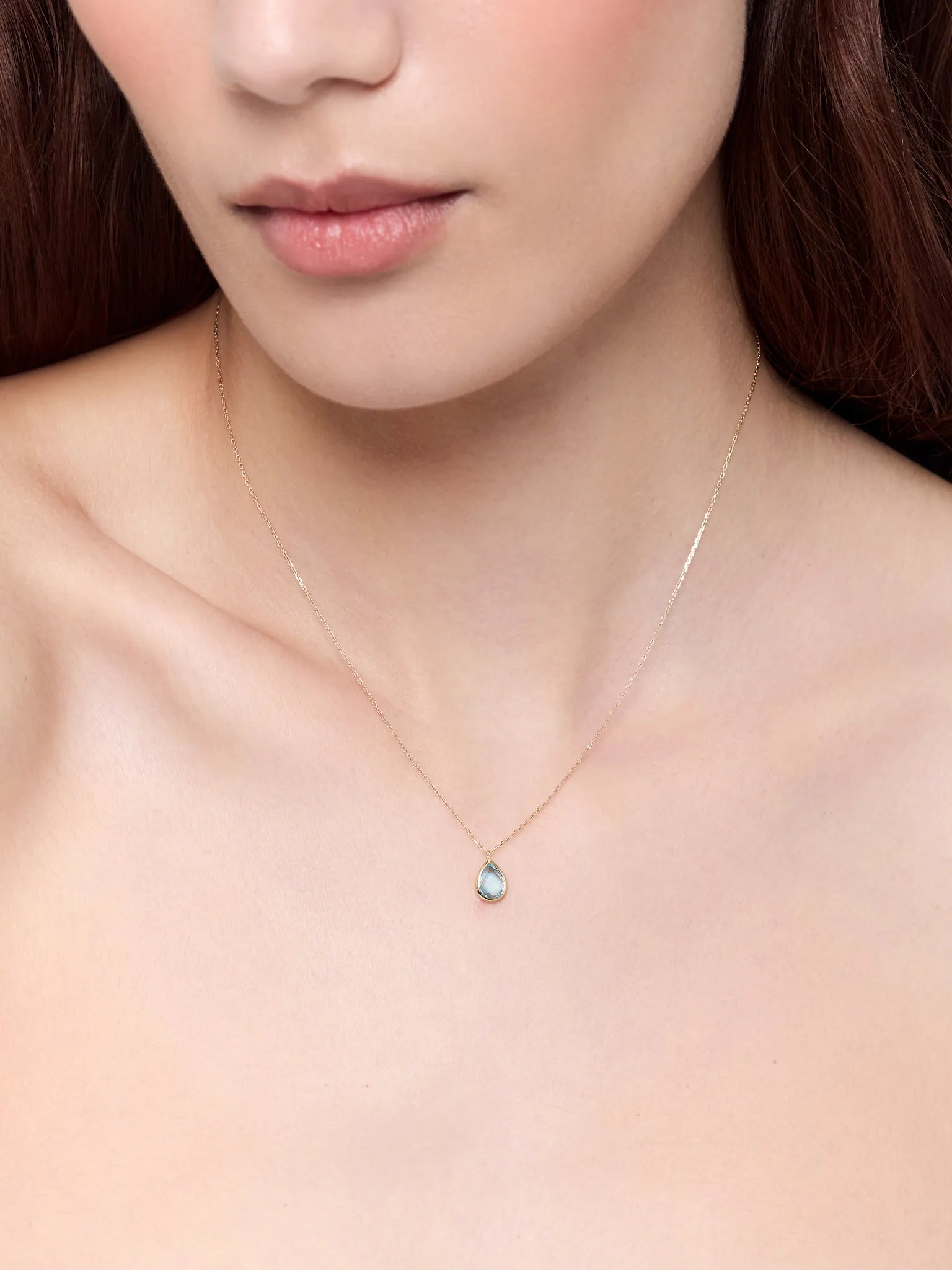 14kt Blue Topaz Bezel Pear Drop Necklace — фото 2