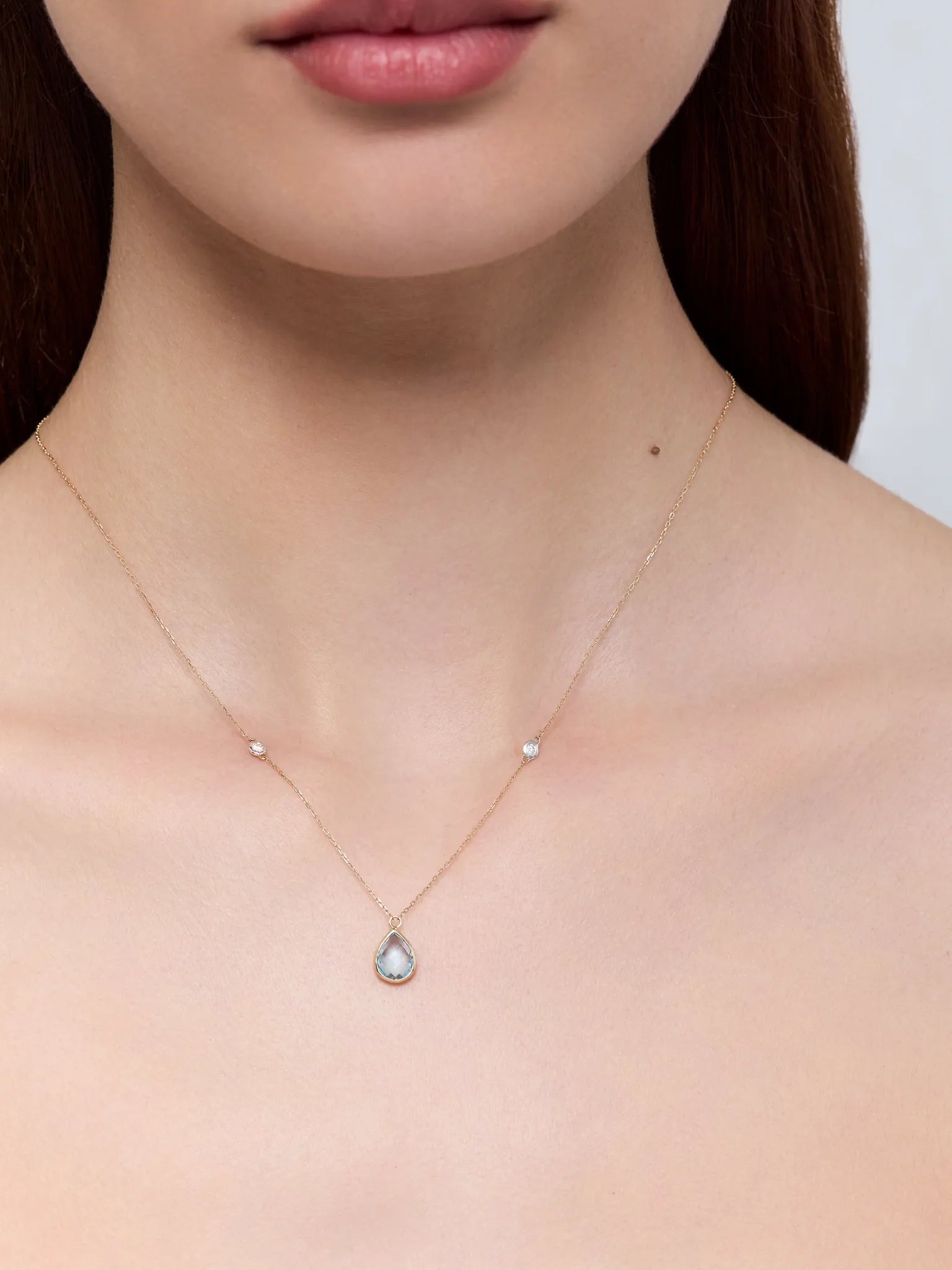 14kt Blue Topaz Pear and Diamond Bezel Necklace — фото 2