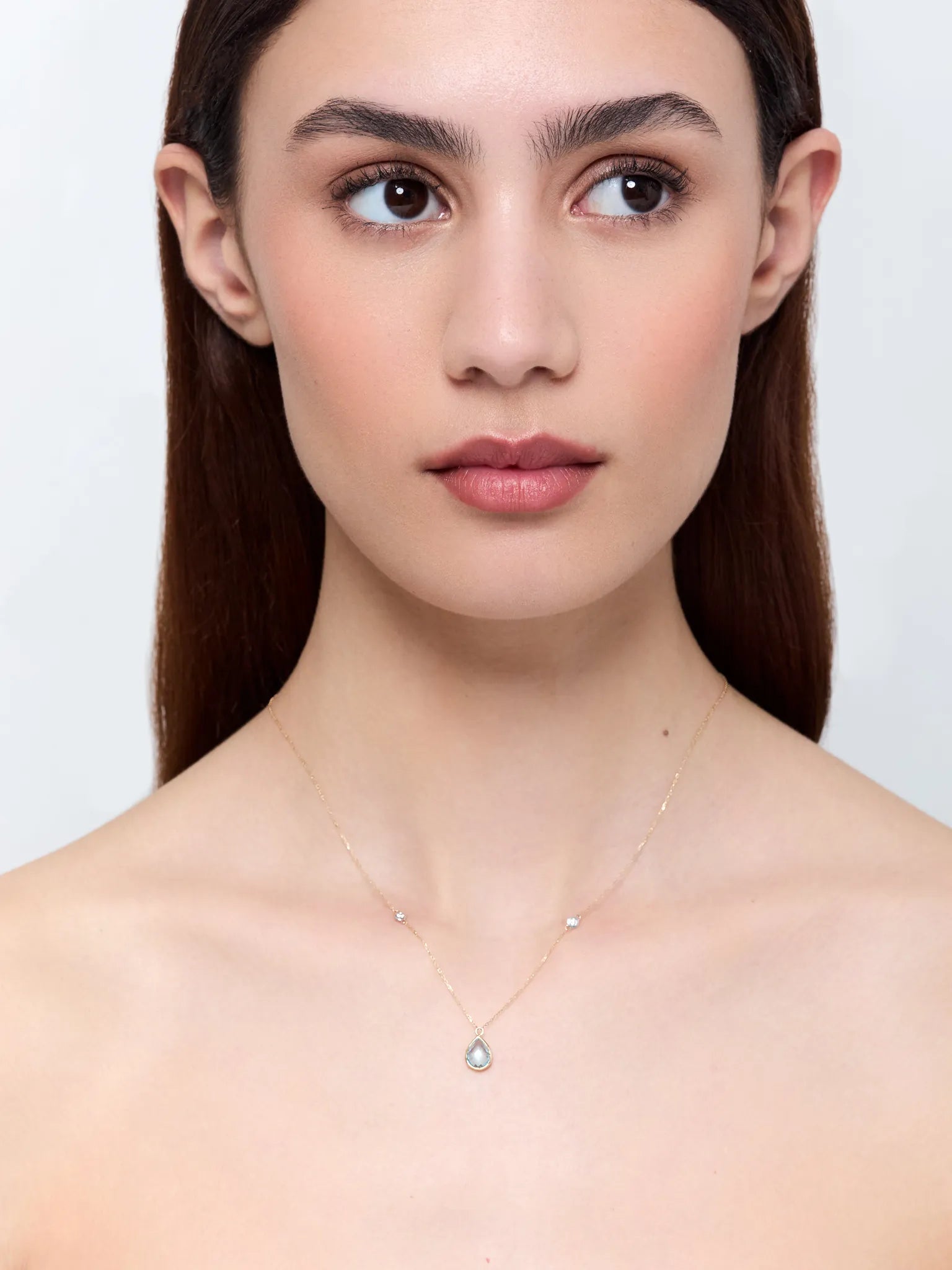 14kt Blue Topaz Pear and Diamond Bezel Necklace — фото 3