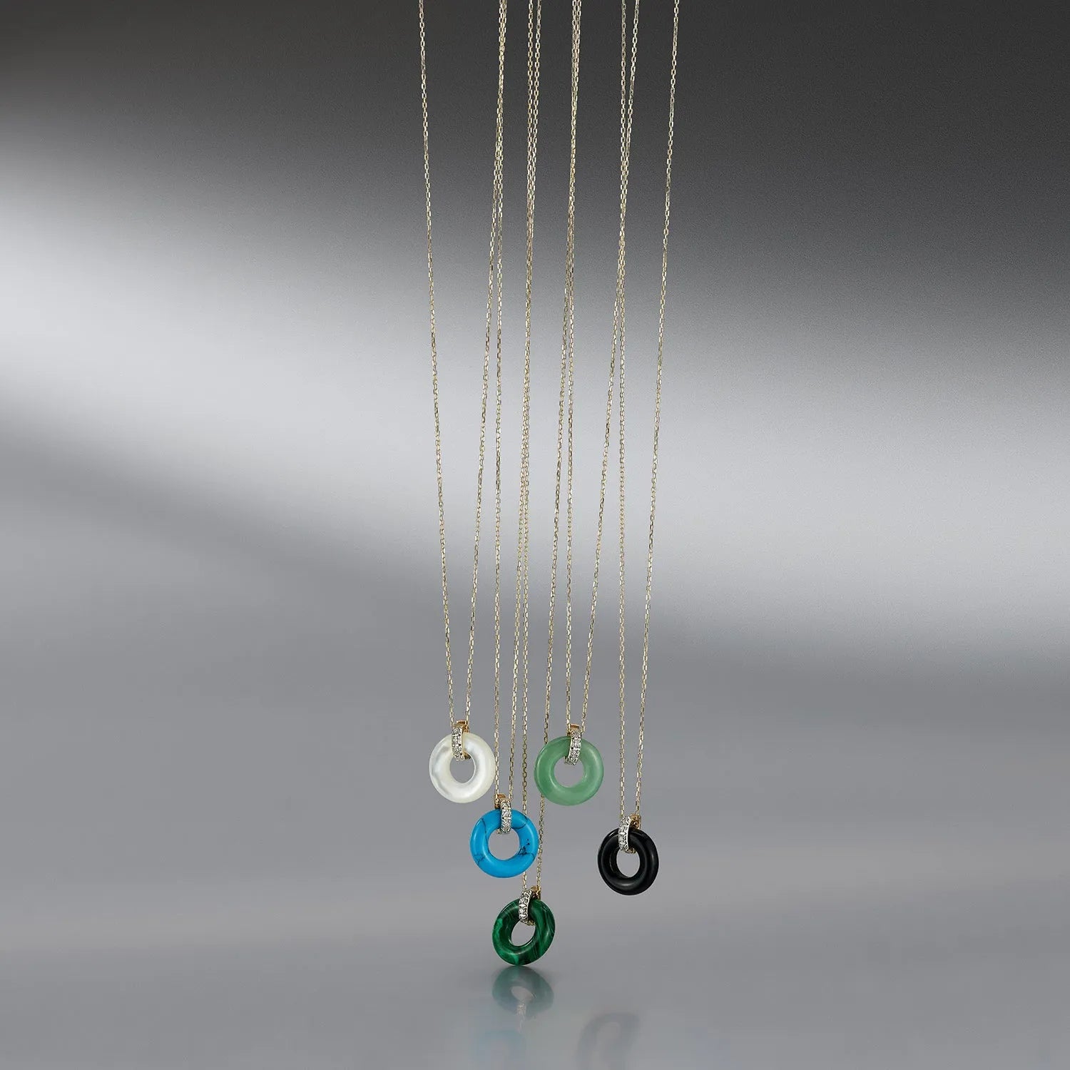 14kt Turquoise Donut and Diamond Door Knocker Necklace — фото 6