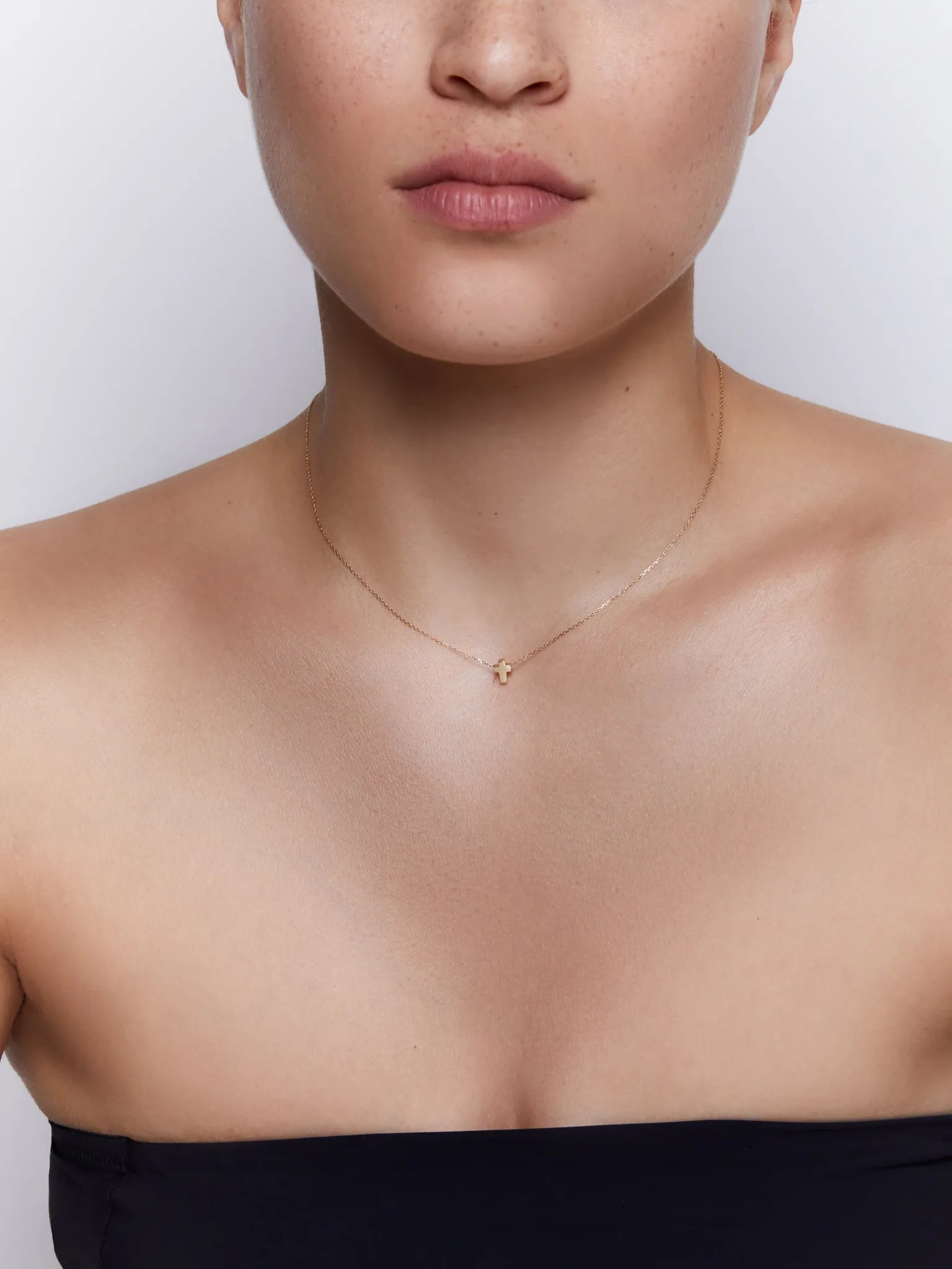 14kt Mini Suspended Cross Necklace — фото 2
