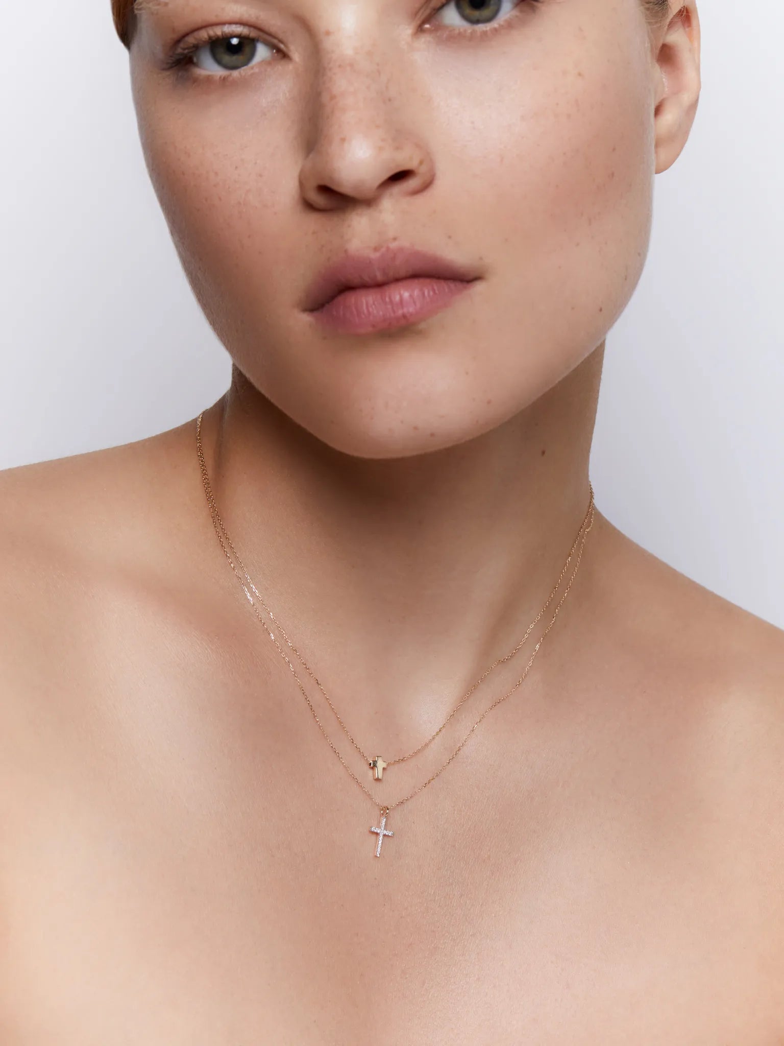 14kt Mini Suspended Cross Necklace — фото 5