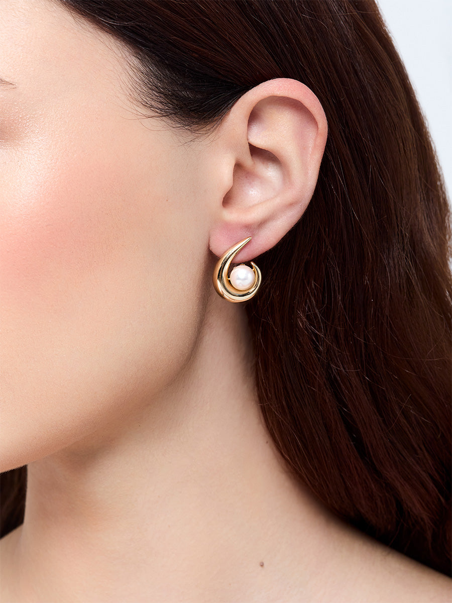 14kt Pearl Curl Earrings — фото 4