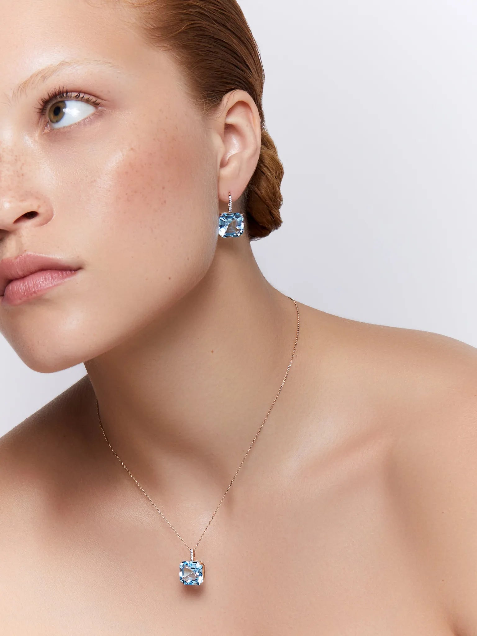 14kt Asscher Cut Swiss Blue Topaz Necklace — фото 5
