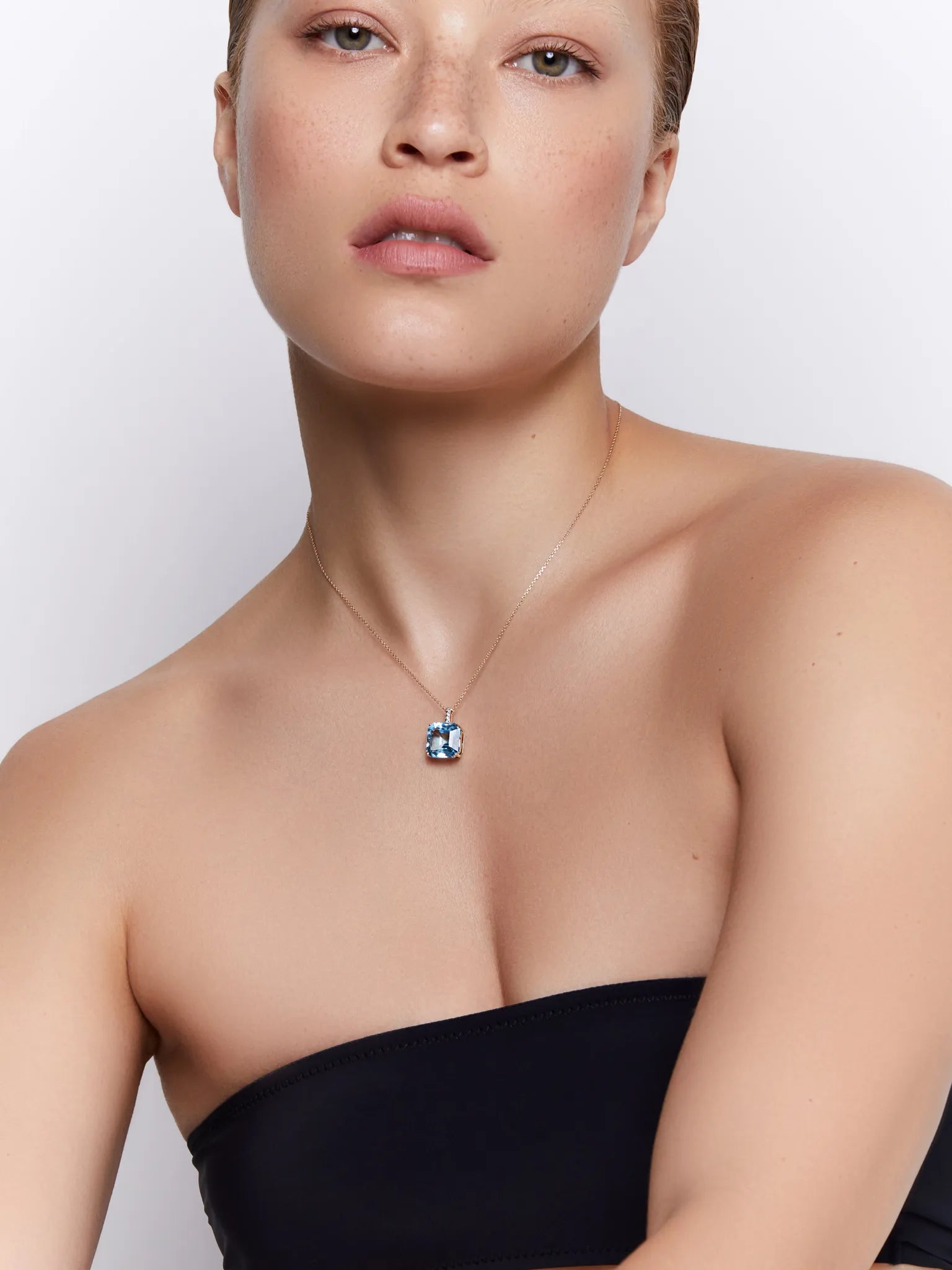 14kt Asscher Cut Swiss Blue Topaz Necklace — фото 6