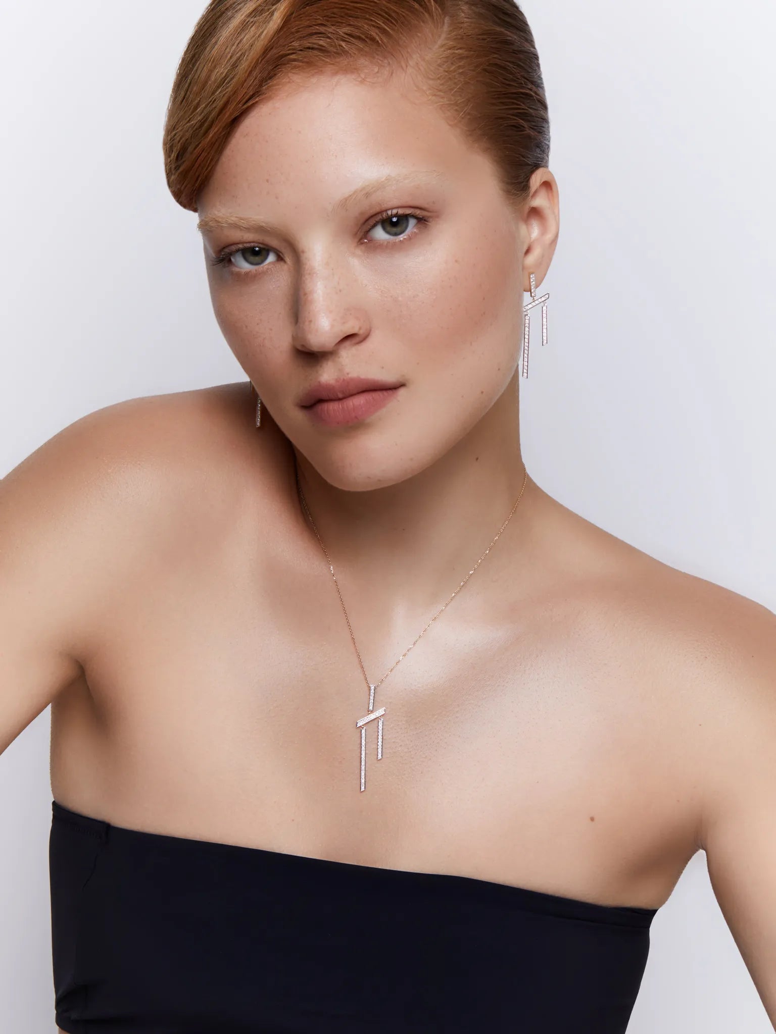 14kt Slanted Twin Bar Necklace — фото 3