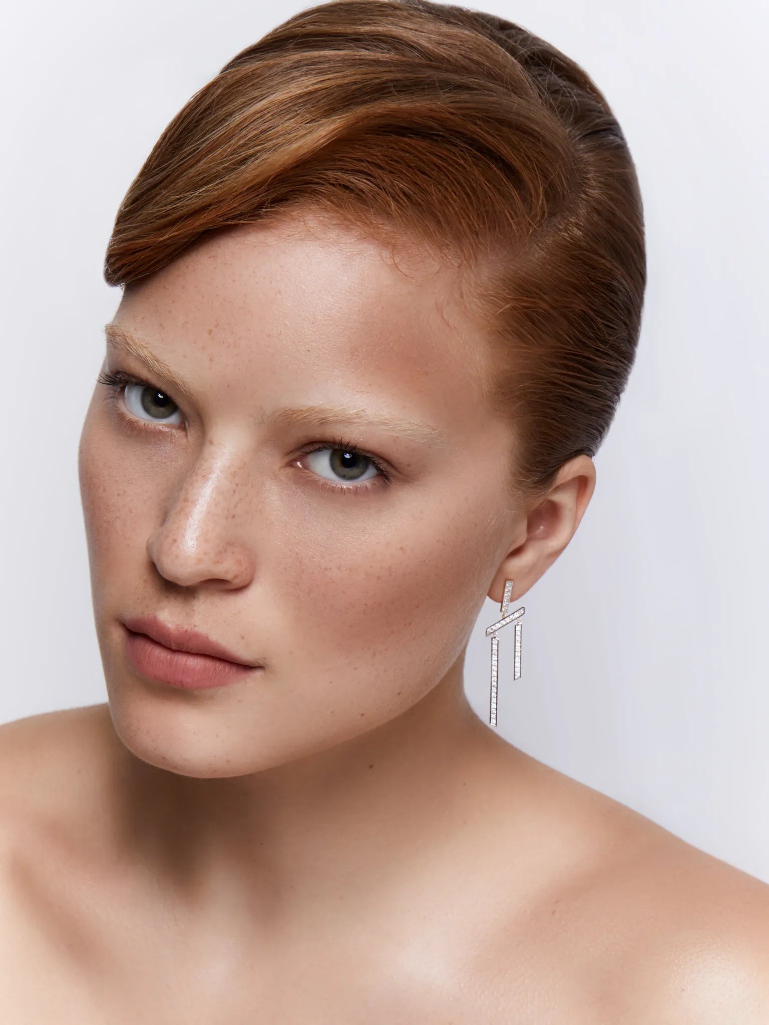 14kt Slanted Twin Bar Earrings — фото 2
