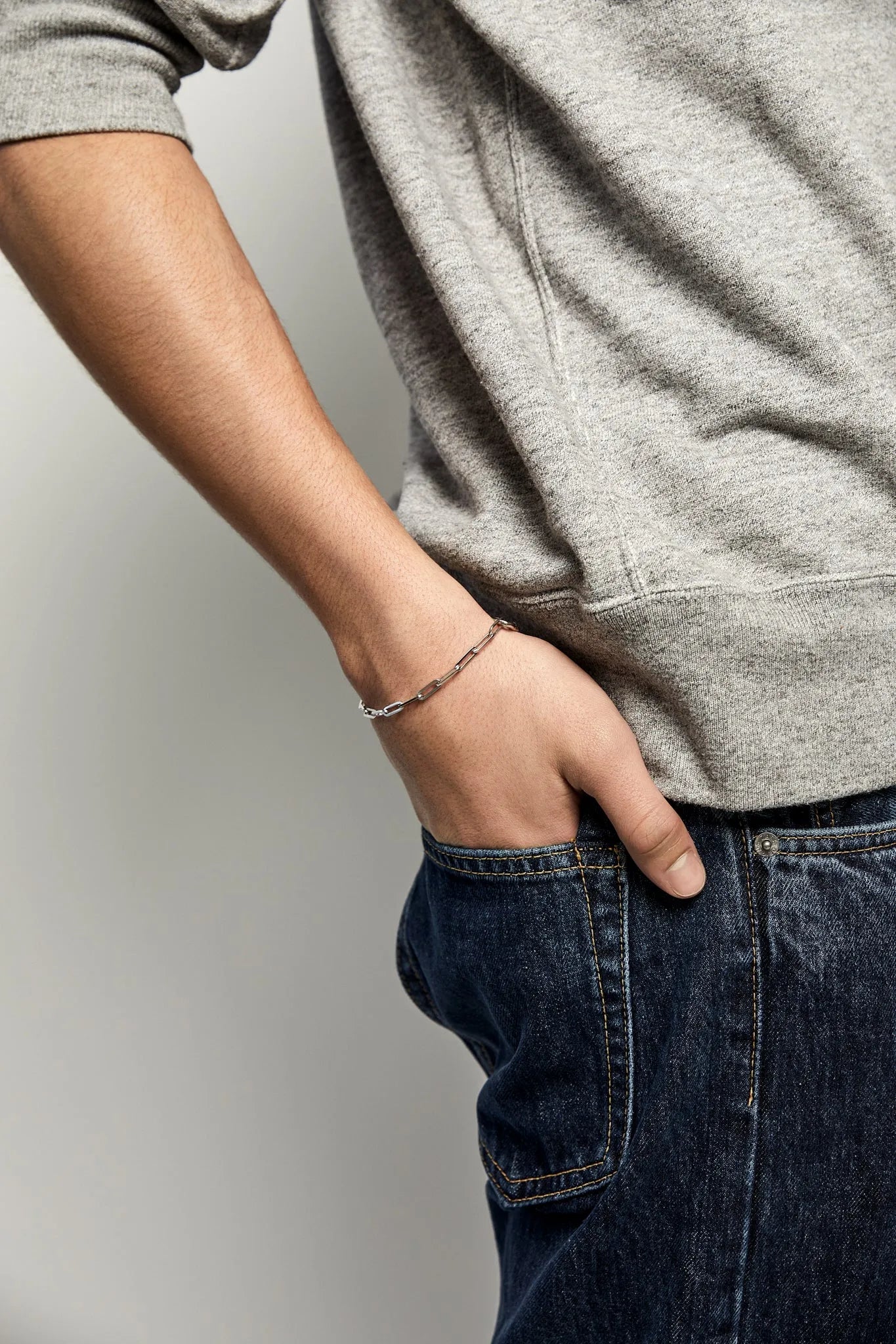 Carabiner Bracelet — фото 4