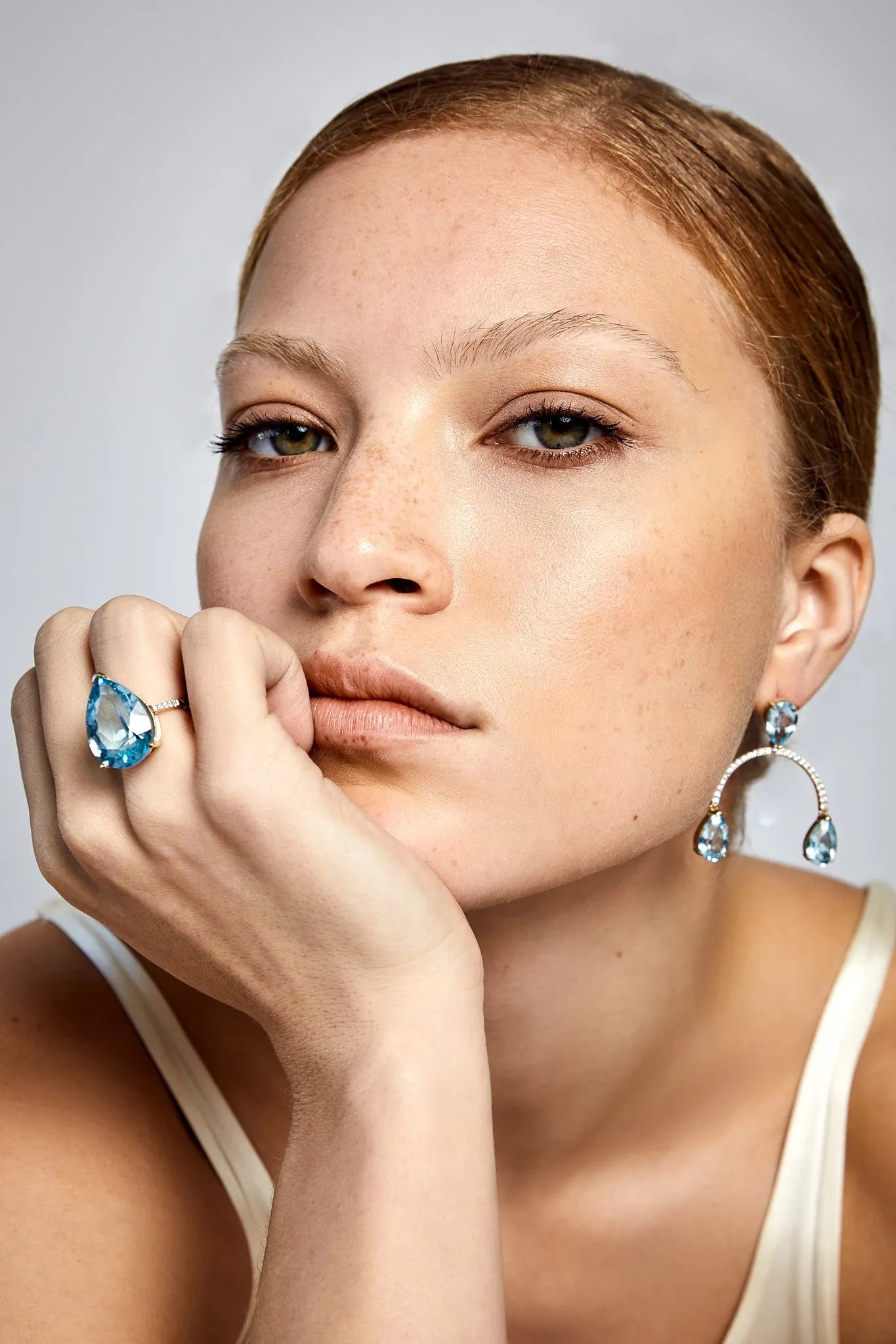 14kt Swiss Blue Topaz Pear Ring — фото 3