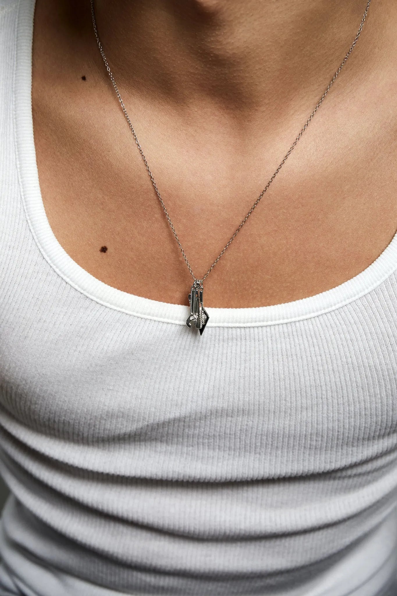Tool Charm Necklace — фото 4