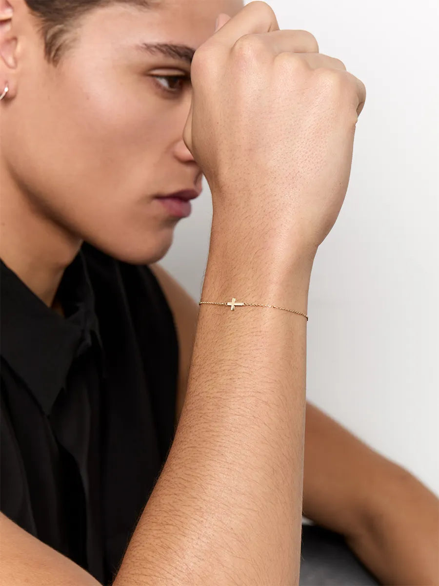14kt Mini Cross Bracelet — фото 3