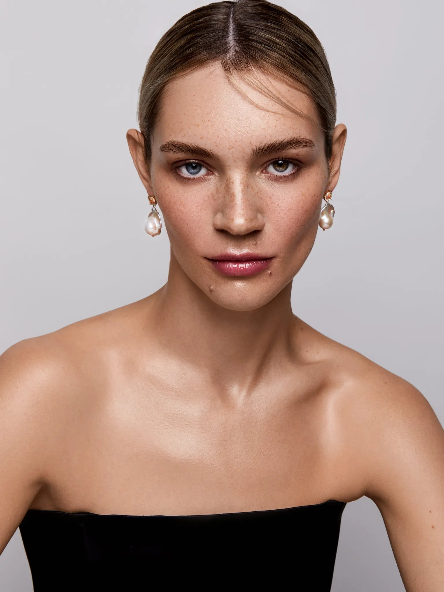14kt Green Amethyst and Baroque Pearl Drop Earrings — фото 3