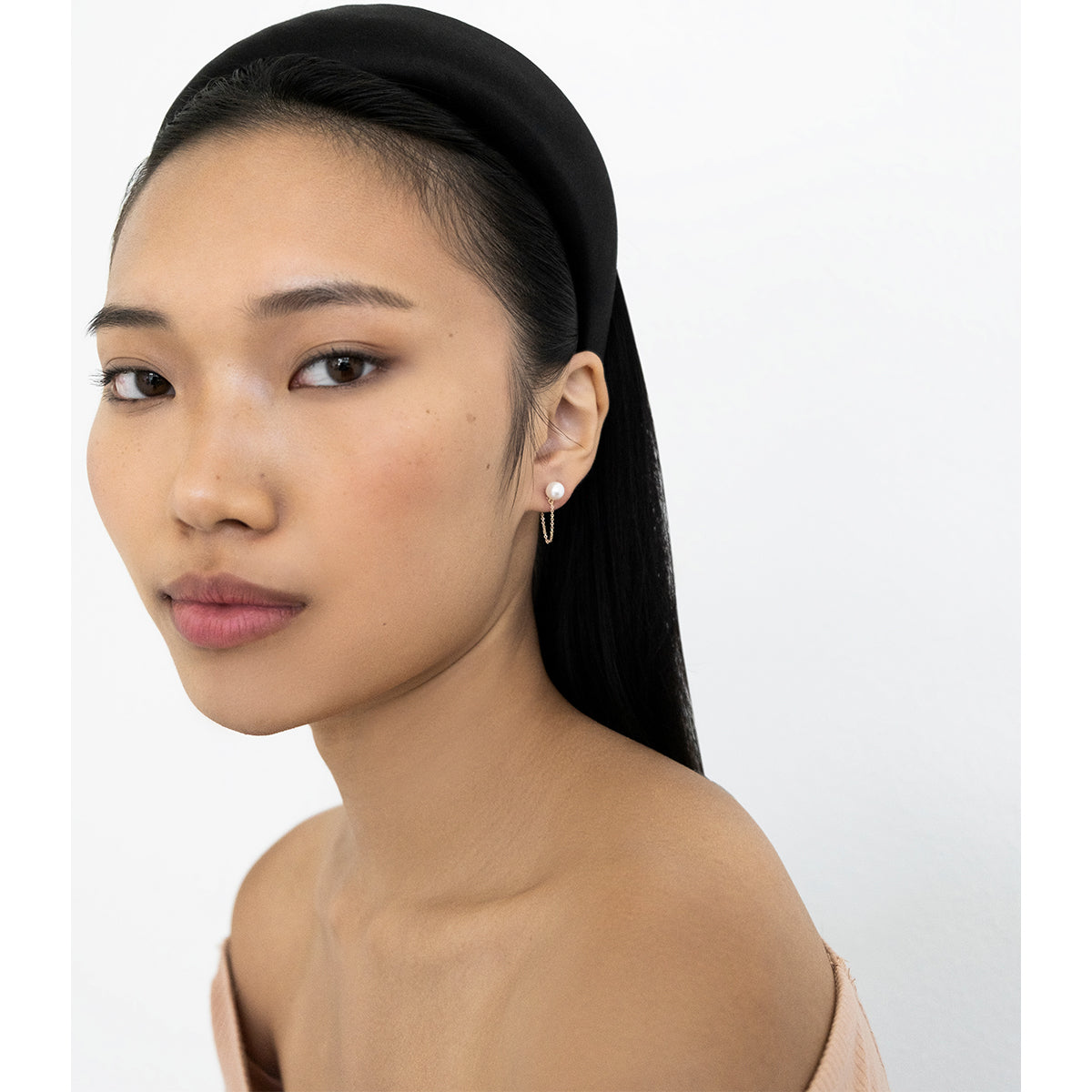 14kt Gold Pearl Stud with Chain drop earrings — фото 2