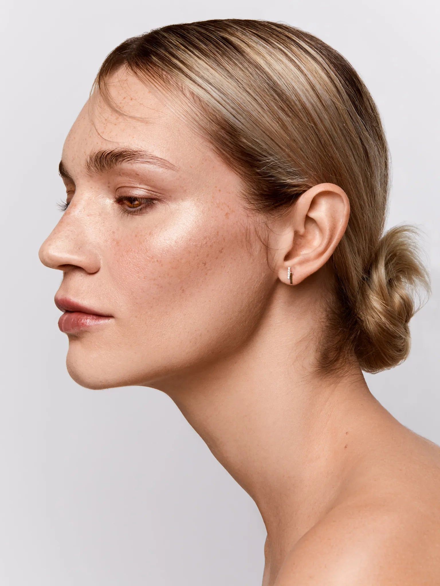 Mini Diamond Bar bypass studs — фото 2