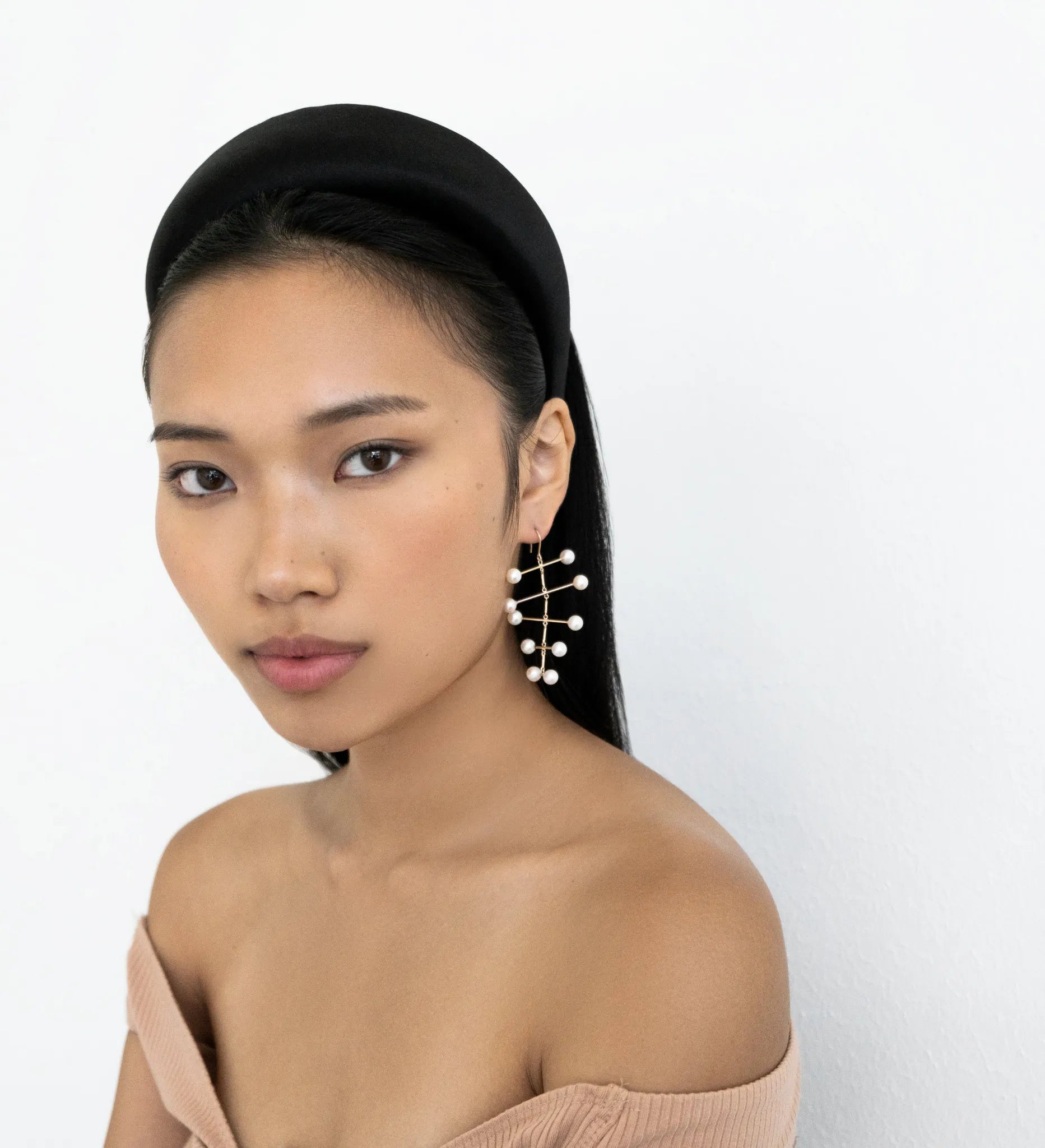 14kt Pearl Blizzard Mobile Earring — фото 2