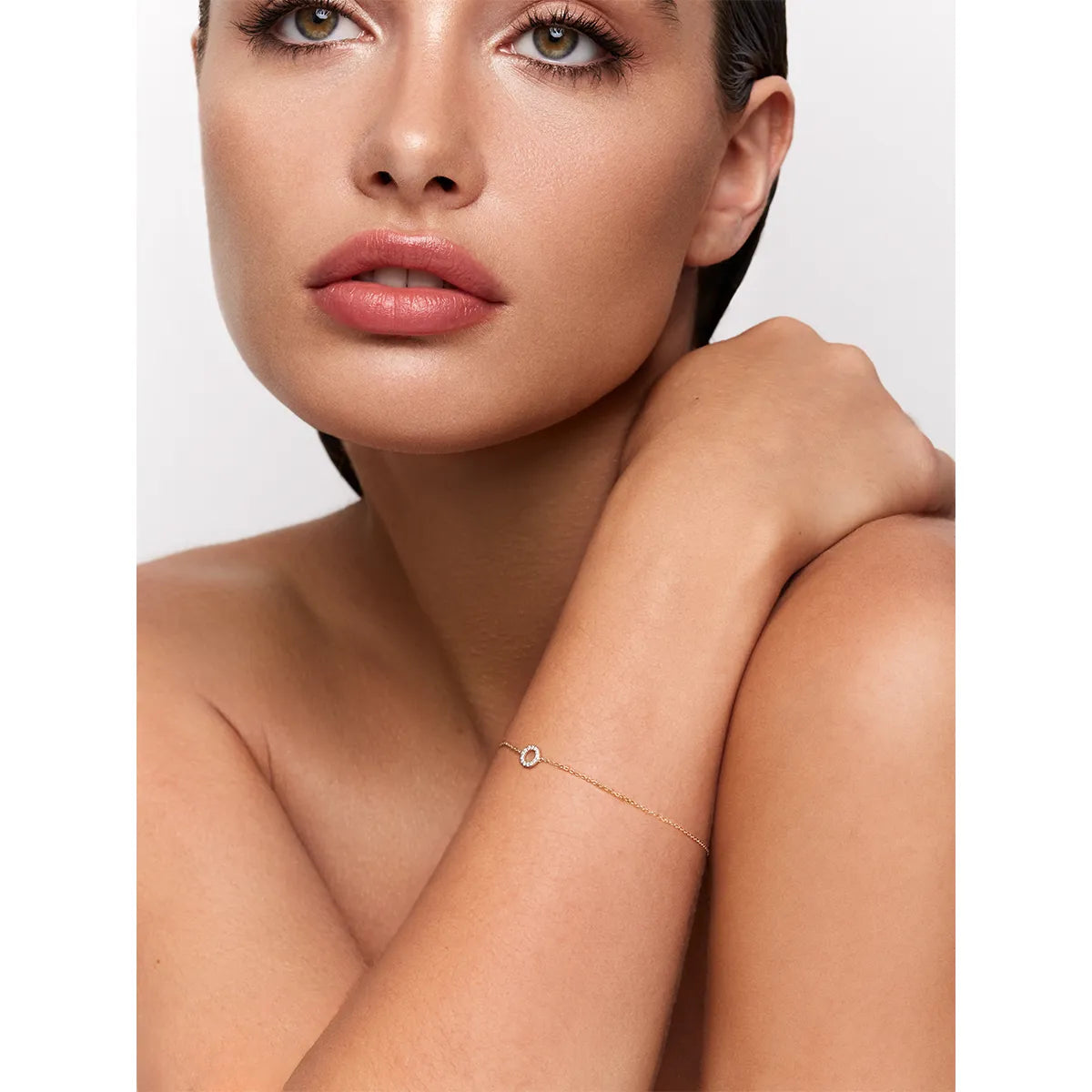 14kt Gold Mini Diamond Circle Chain Bracelet — фото 2