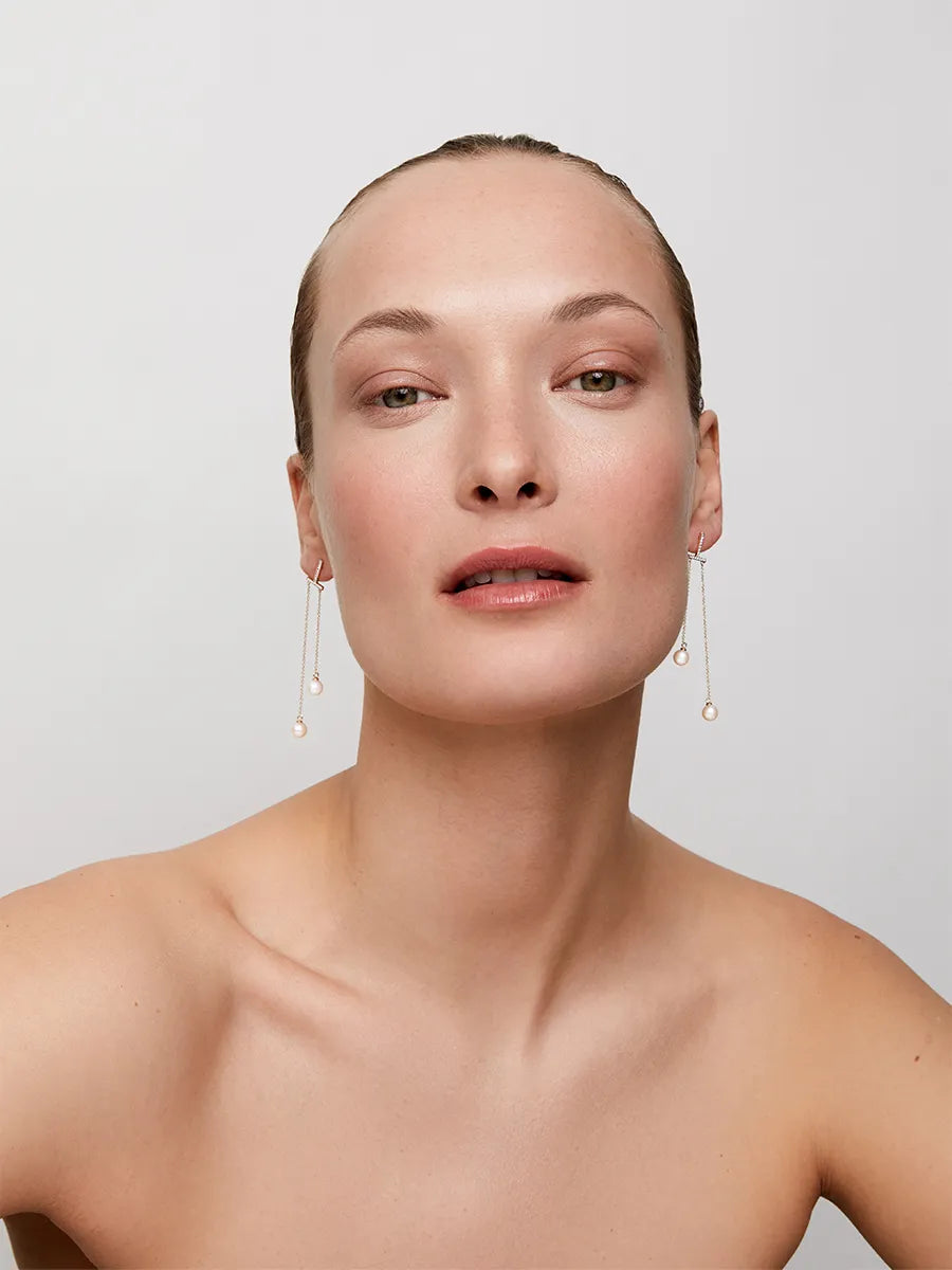 14kt Gold Diamond Bar Duo Pearl Drop Earring — фото 2