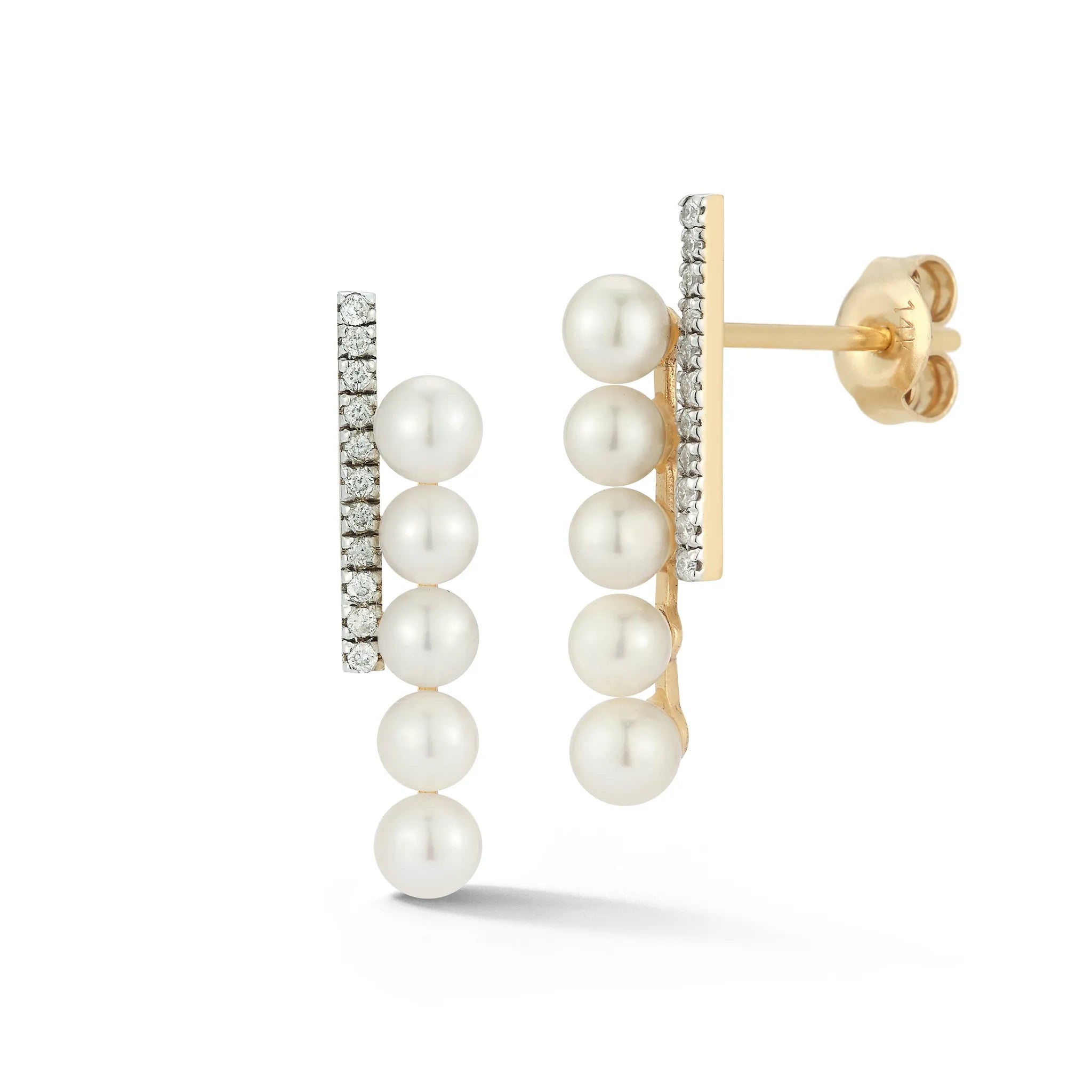 14kt Gold Diamond and Pearl Bypass Earring — фото 2