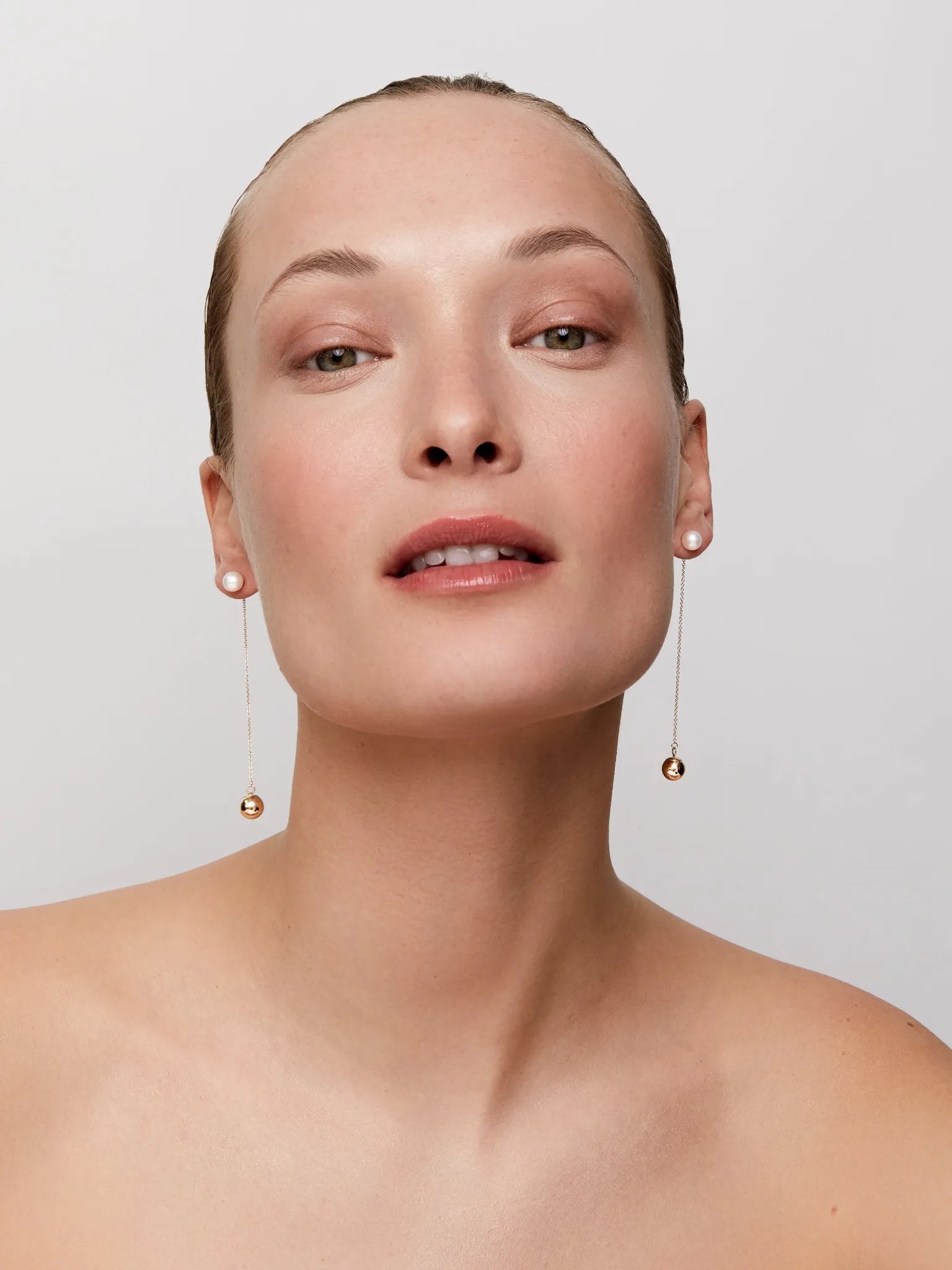 14kt Gold & Pearl Ball Drop Earrings — фото 3