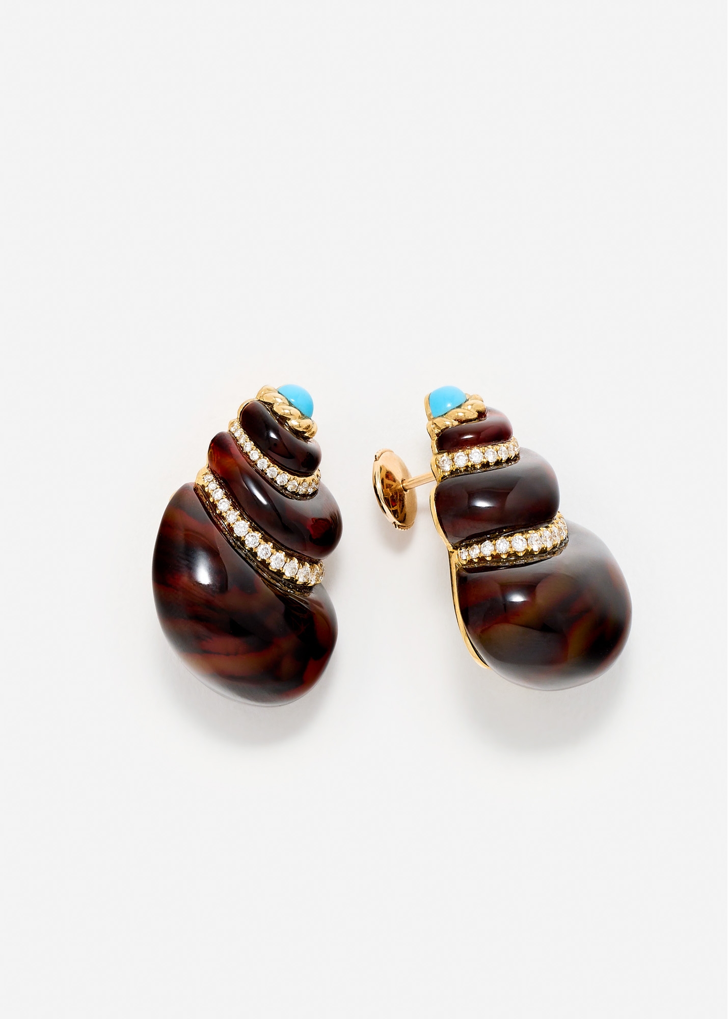 PAIRE DE BOUCLES D’OREILLE COQUILLAGE LÉOPARD OR JAUNE — фото 1