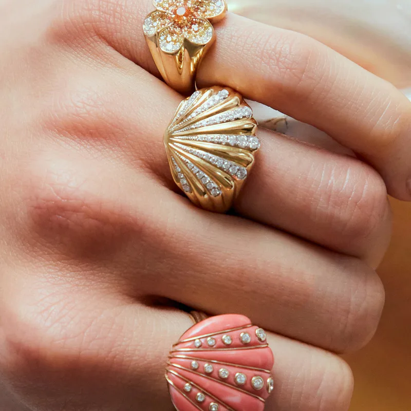 BAGUE COQUILLAGE CORAIL OR JAUNE