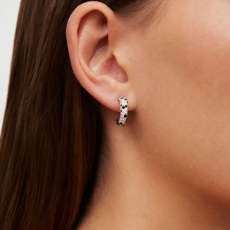 PAIRE DE CREOLES DALMATIEN DIAMANTS OR BLANC