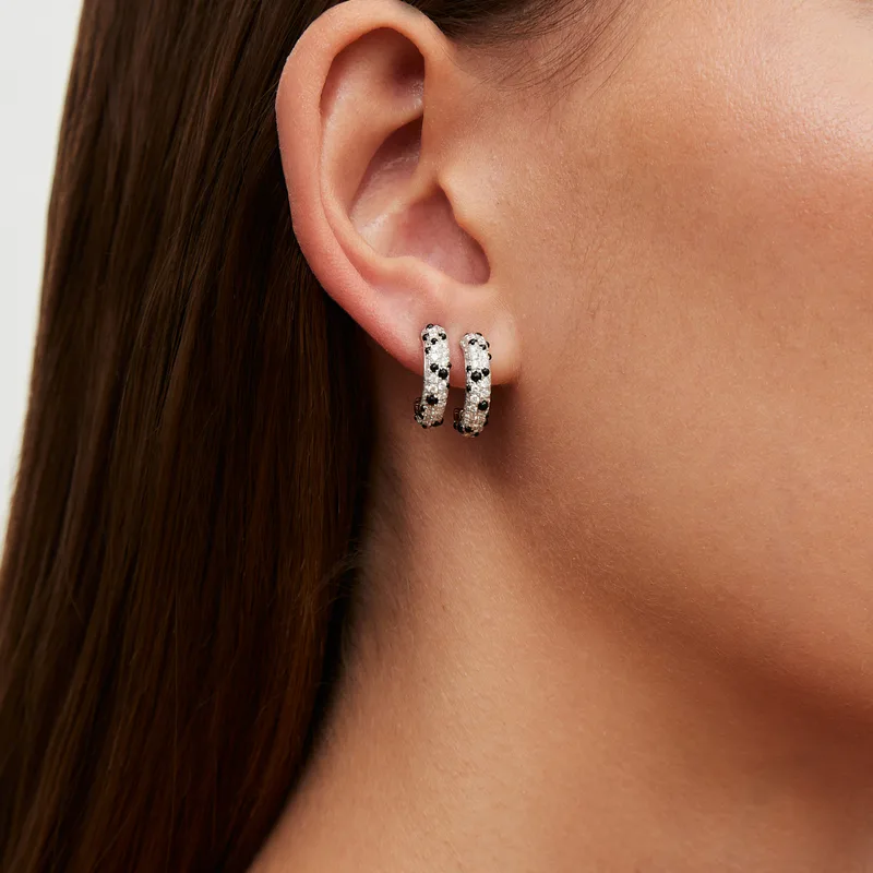 PAIRE DE CREOLES DALMATIEN DIAMANTS OR BLANC
