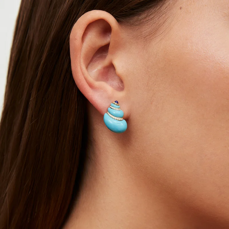 PAIRE DE MINI BOUCLES D’OREILLE COQUILLAGE TURQUOISE OR JAUNE