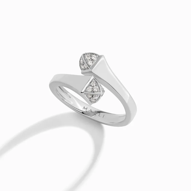Cleo Gold Slim Ring with Diamond Pyramids
